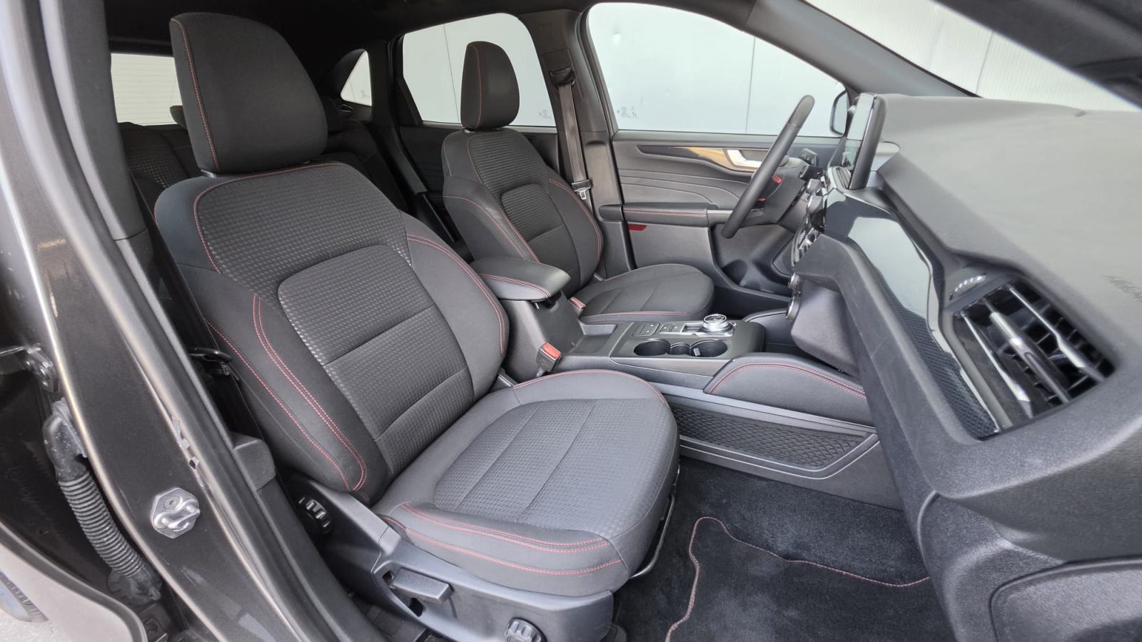 Ford Kuga 2,5 FHEV ( FULL HIBRID) ST-LINE, VIRTUAL, JAMSTVO, PDV, fotografija 8
