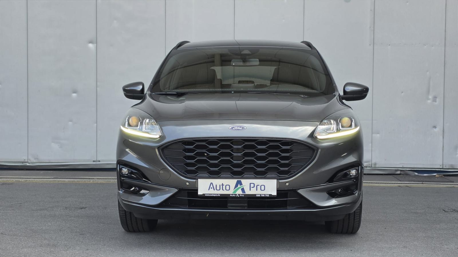 Ford Kuga 2,5 FHEV ( FULL HIBRID) ST-LINE, VIRTUAL, JAMSTVO, PDV, fotografija 2