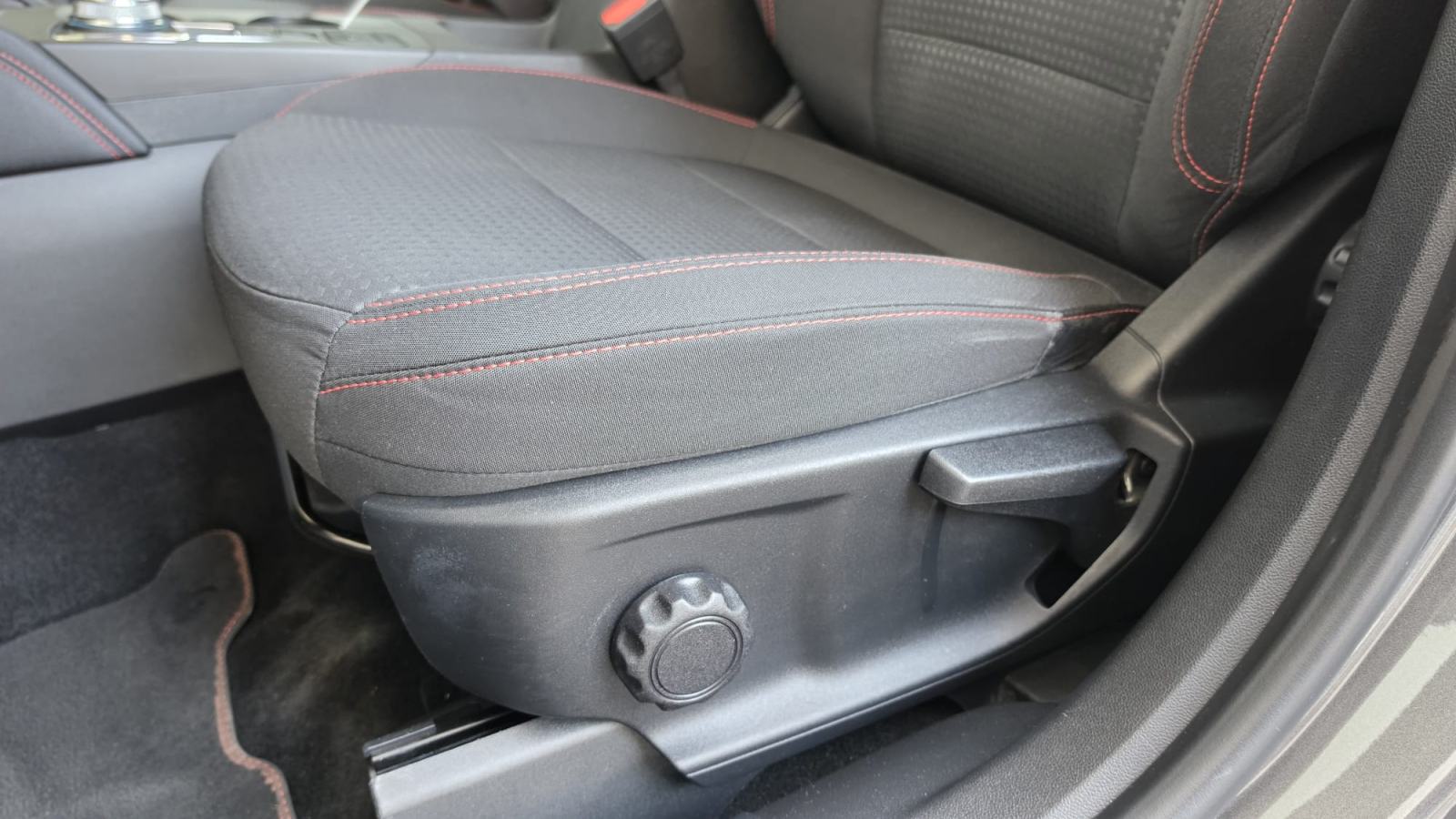 Ford Kuga 2,5 FHEV ( FULL HIBRID) ST-LINE, VIRTUAL, JAMSTVO, PDV, fotografija 18