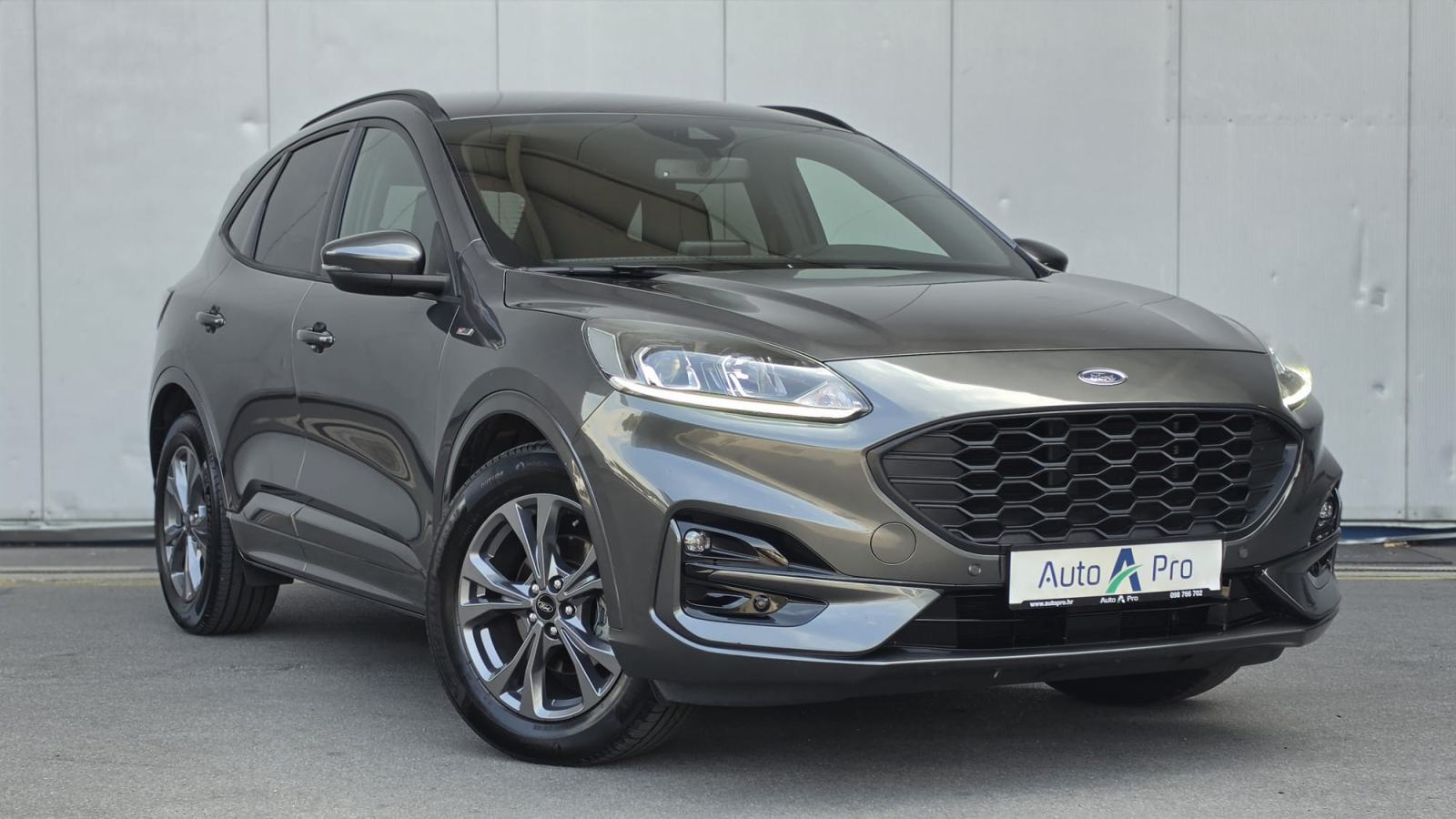 Ford Kuga 2,5 FHEV ( FULL HIBRID) ST-LINE, VIRTUAL, JAMSTVO, PDV, fotografija 3