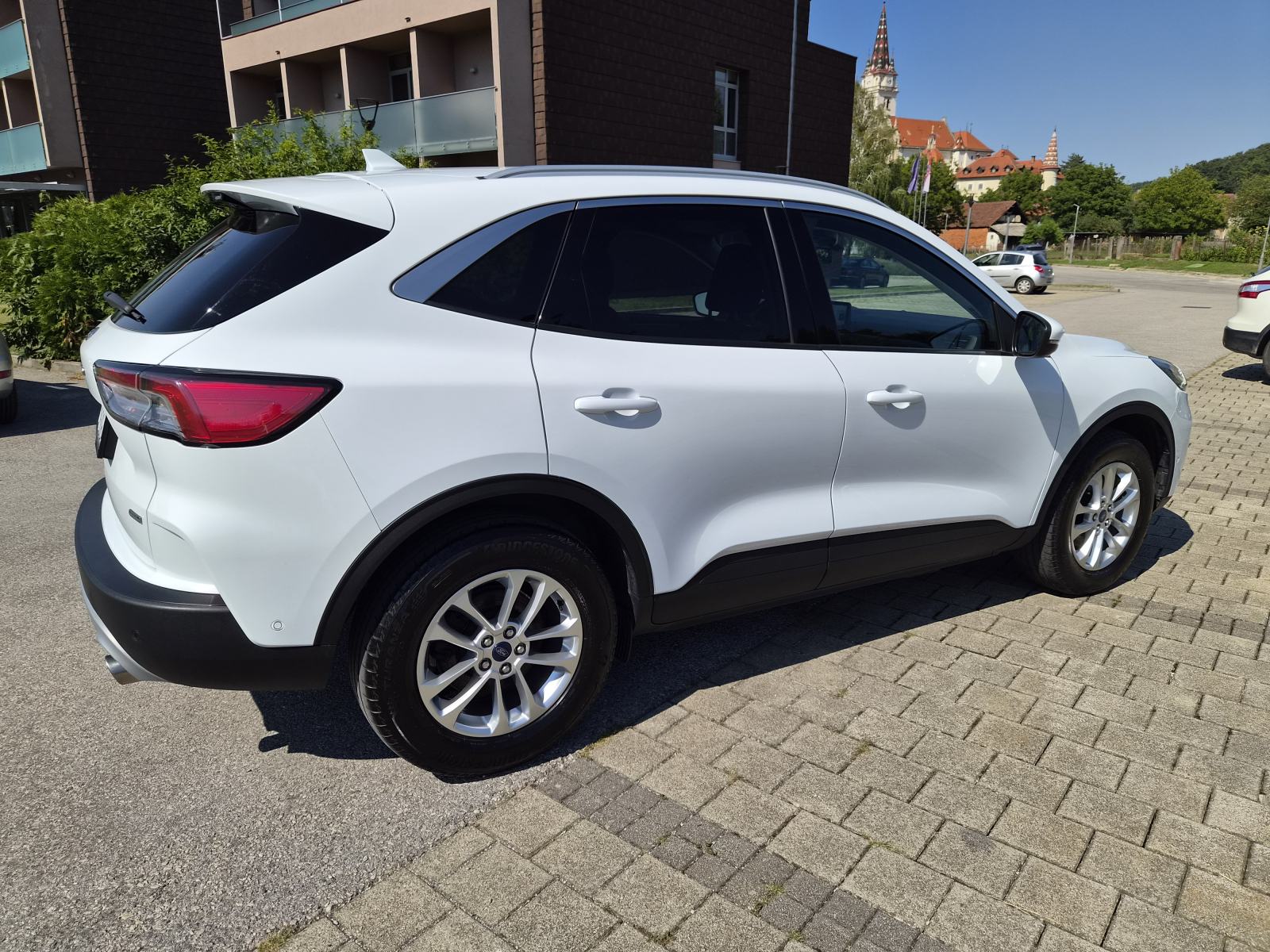 Ford Kuga 2,5 PHEV, 2022., TITANIUM, PLUG-IN HYBRID, AUTOMATIK, PDV, fotografija 8