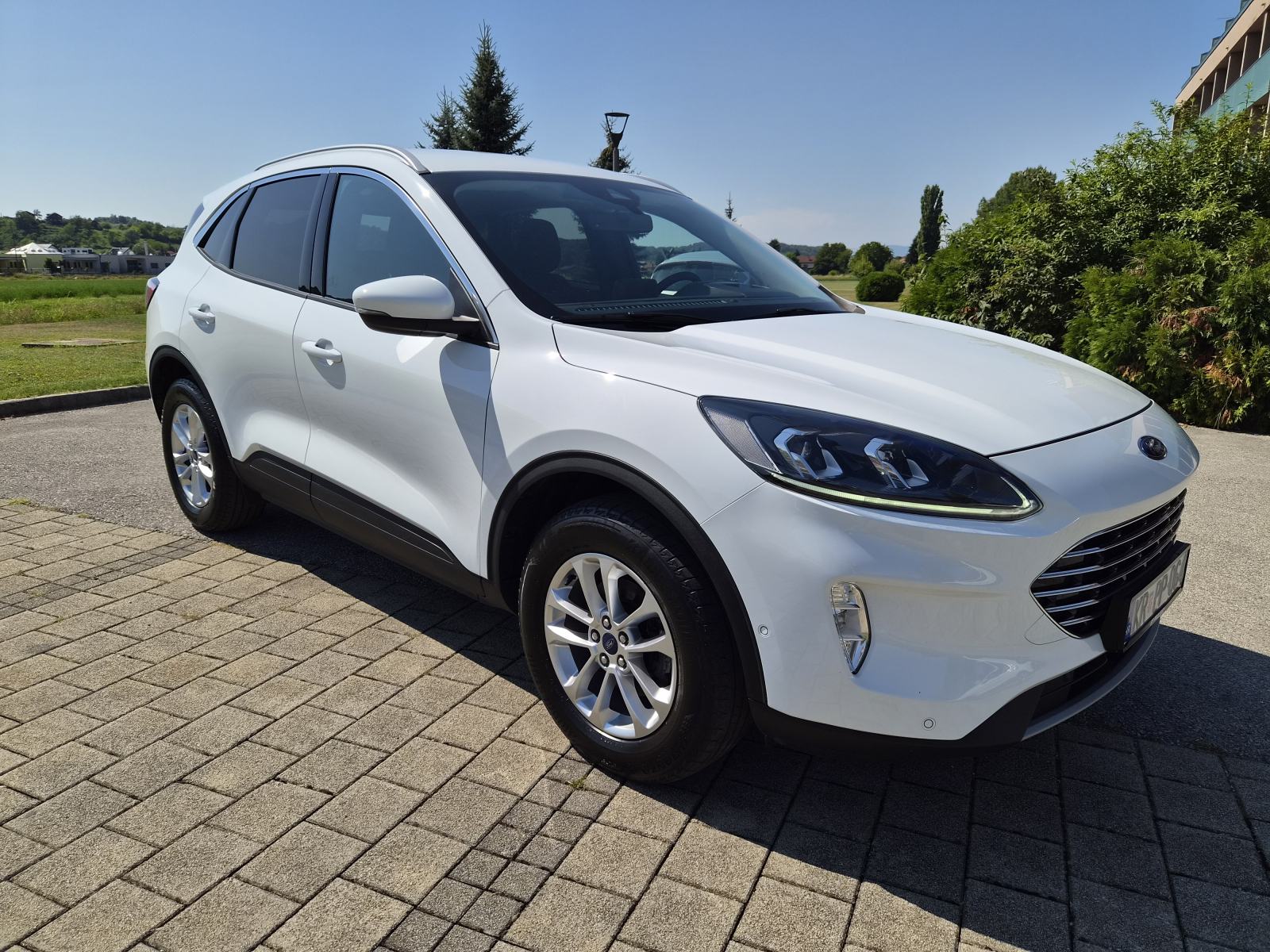 Ford Kuga 2,5 PHEV, 2022., TITANIUM, PLUG-IN HYBRID, AUTOMATIK, PDV, fotografija 10