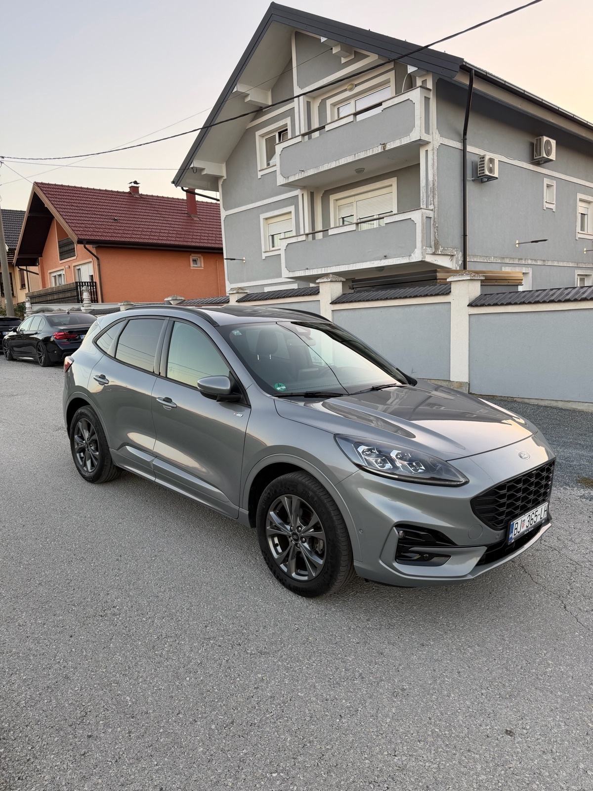 Ford Kuga 2,5 ST-line automatik, fotografija 4