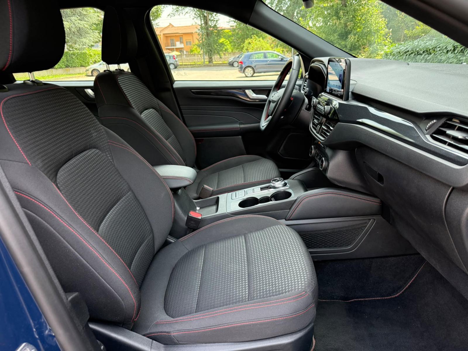 Ford Kuga 2,5 ST, fotografija 6