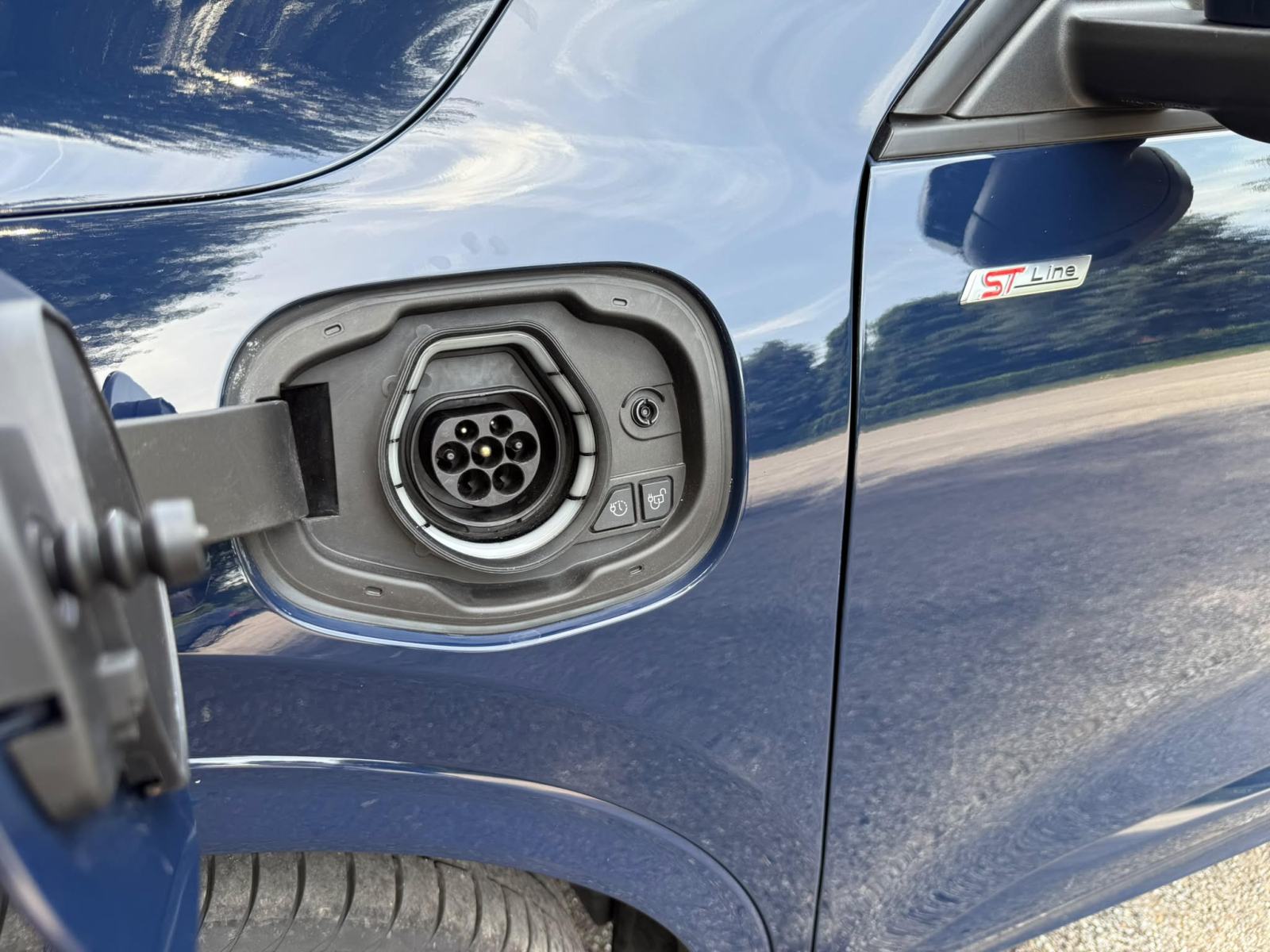 Ford Kuga 2,5 ST, fotografija 7