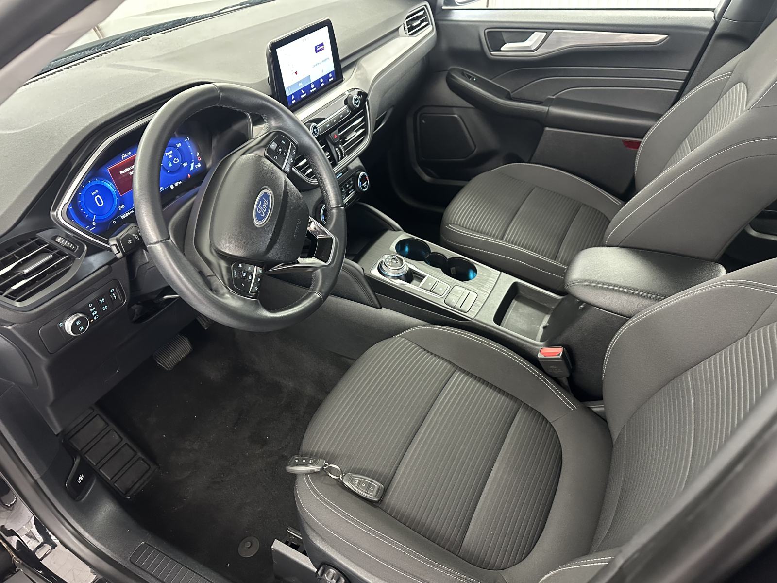 Ford Kuga Hybrid 2.5 190CV.KAMERA.NAVI.LED.SAMO 116.000 KM AUTOMATIK, fotografija 17
