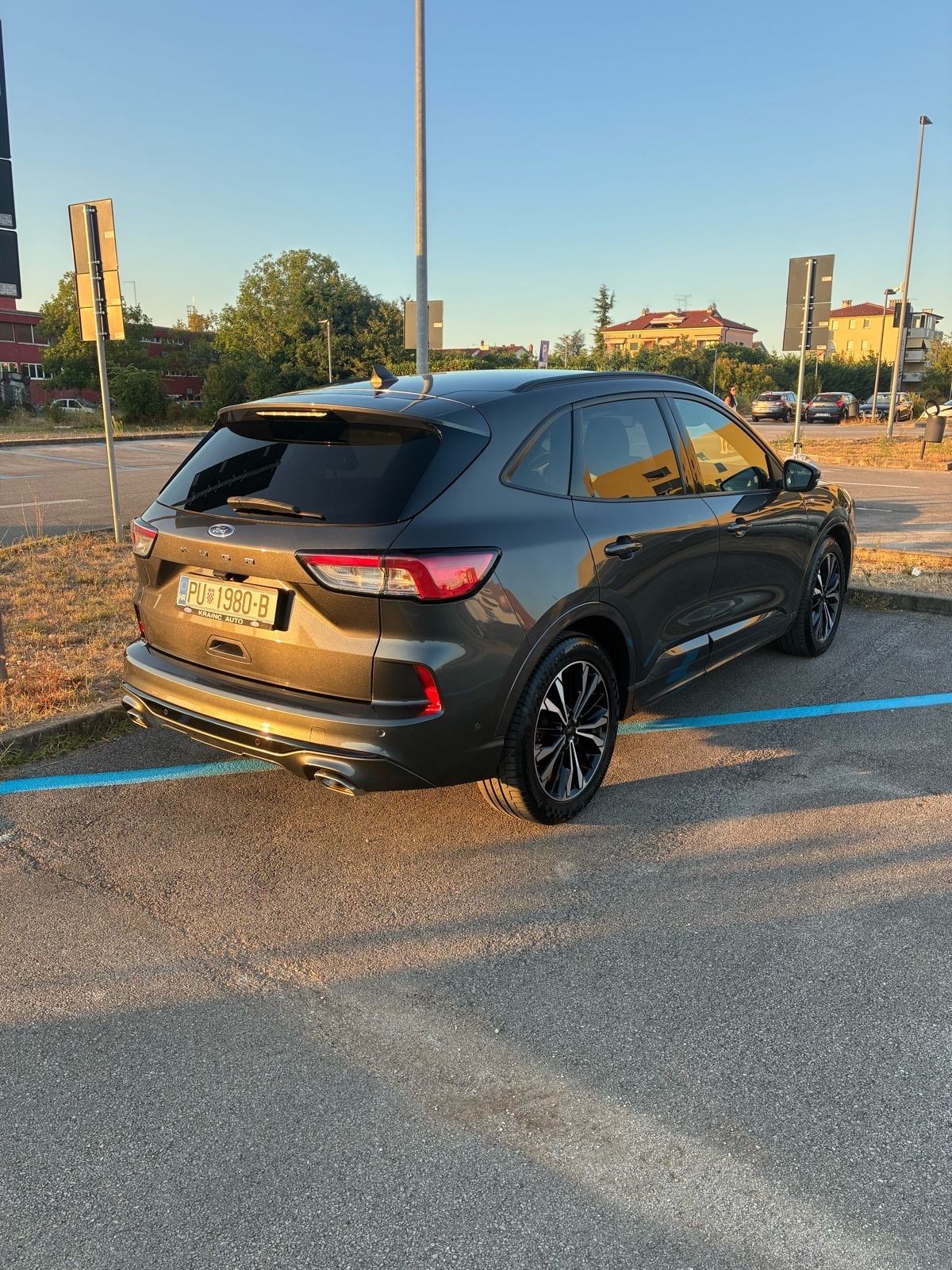 Ford Kuga st-line dizel, fotografija 4