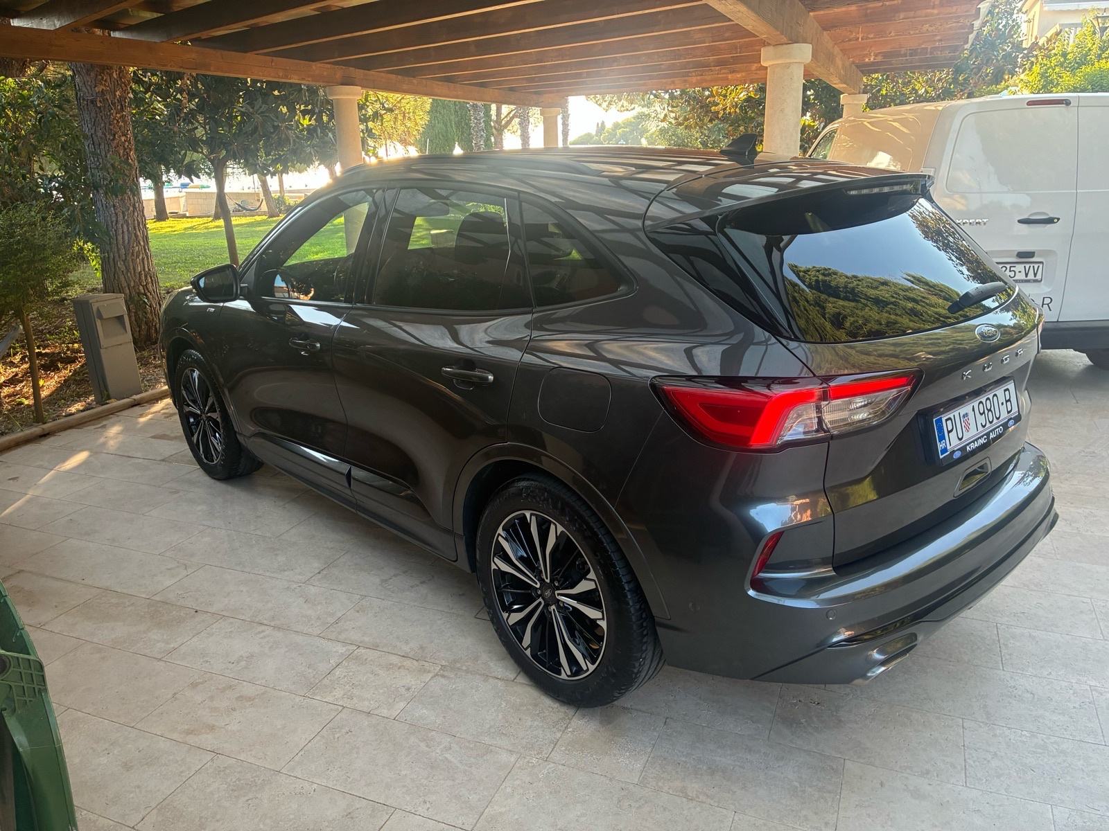 Ford Kuga st-line dizel, fotografija 17