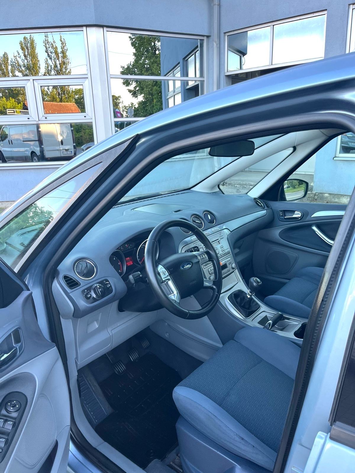 Ford S-Max 2,0 TDCI “SERVISNA/REG.05.mj.2027god” kupljen nov u HR…, fotografija 8