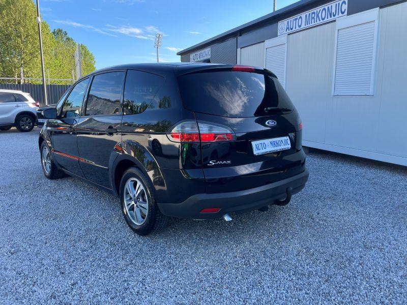 Ford S-Max 2,0 TDci*EDITION*NAPRAVLJEN VELIKI SERVIS*REG DO 02/2027, fotografija 4