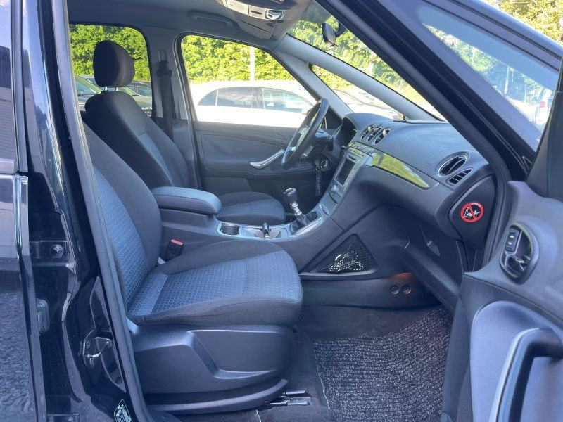 Ford S-Max 2,0 TDci*EDITION*NAPRAVLJEN VELIKI SERVIS*REG DO 02/2027, fotografija 11