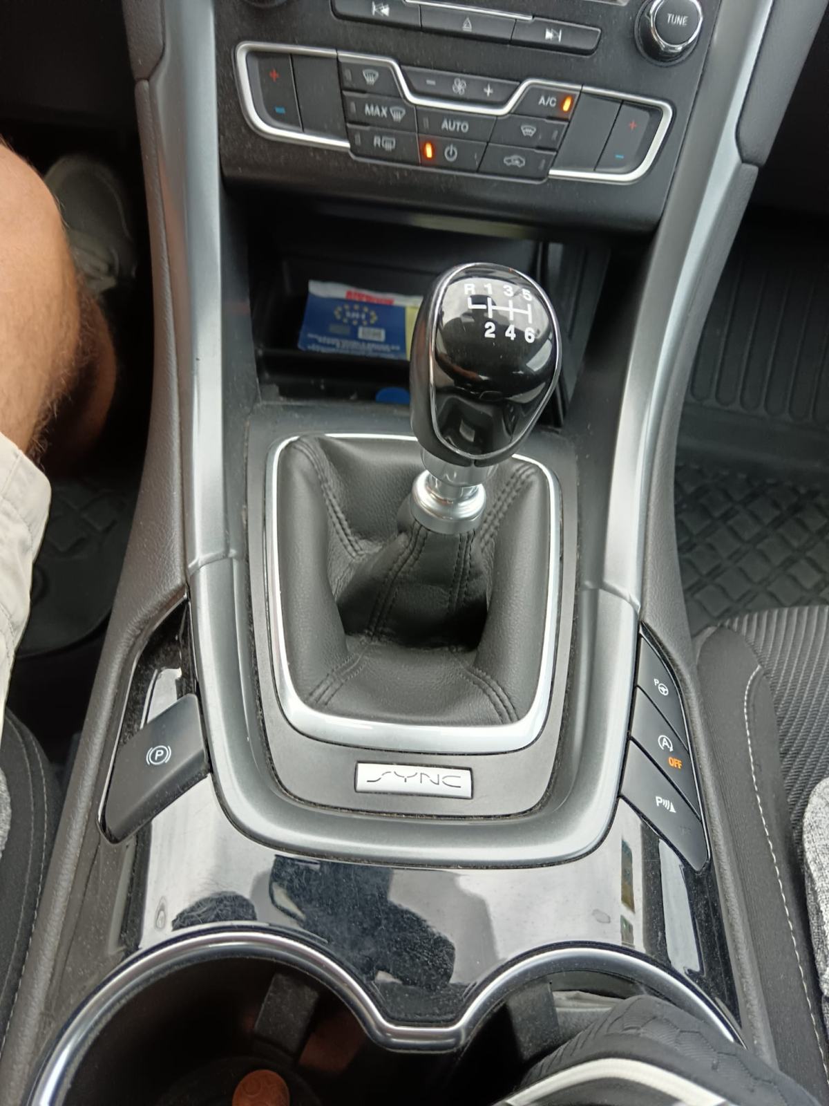 Ford Mondeo 1.5 TDCi, fotografija 13