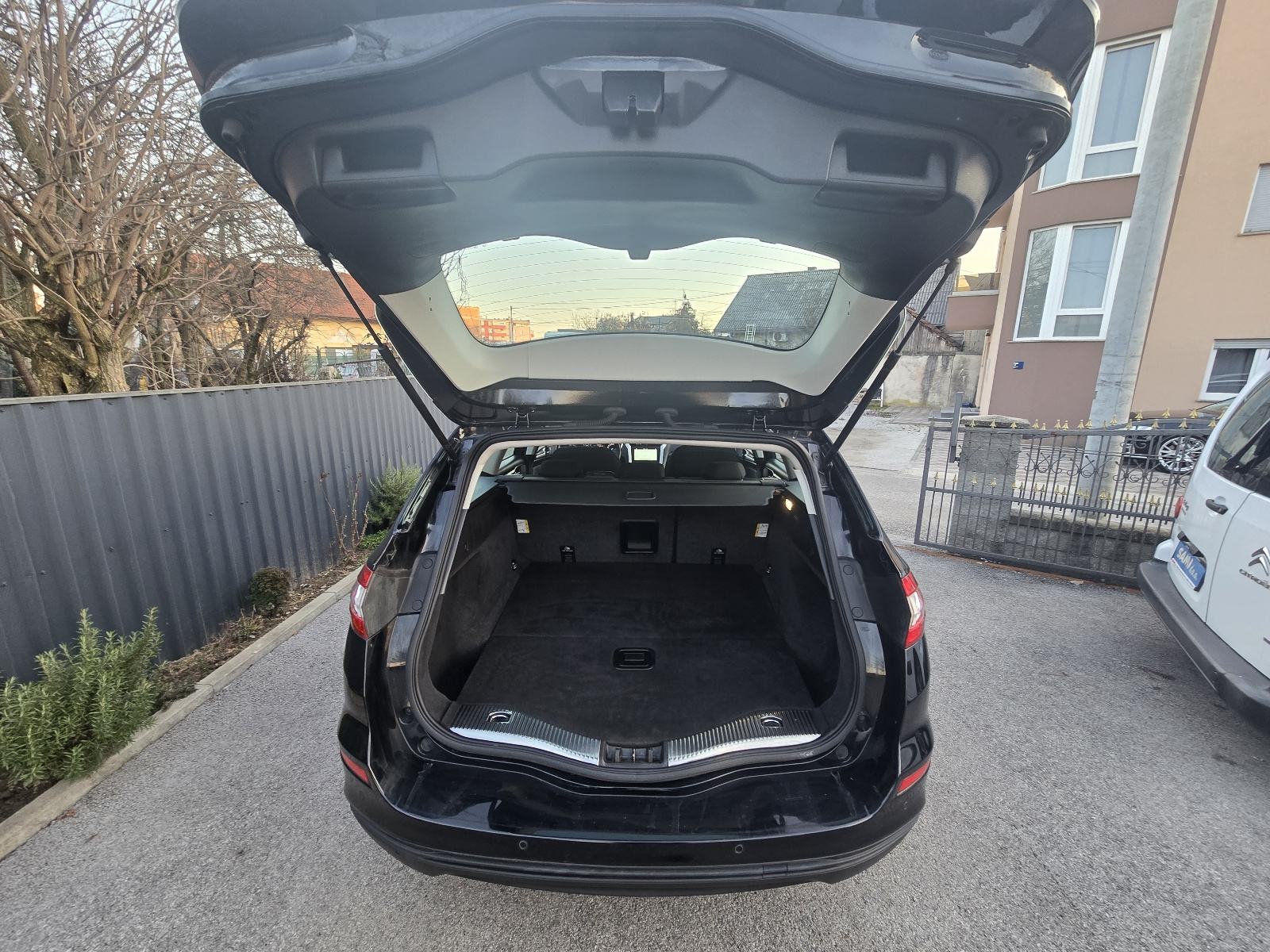 Ford Mondeo 1.5 TDCi##TITANIUM##AKCIJA DO KRAJA MJESECA 9500, fotografija 14