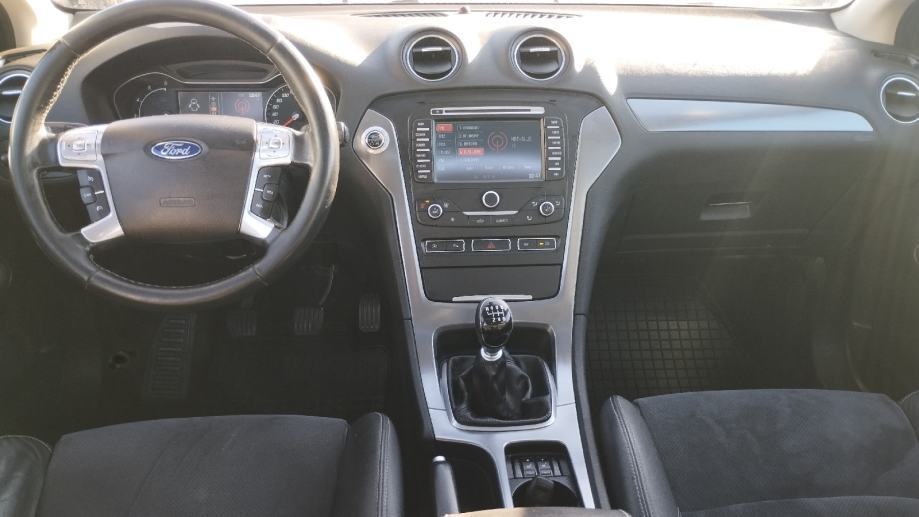 Ford Mondeo 1,6, fotografija 10