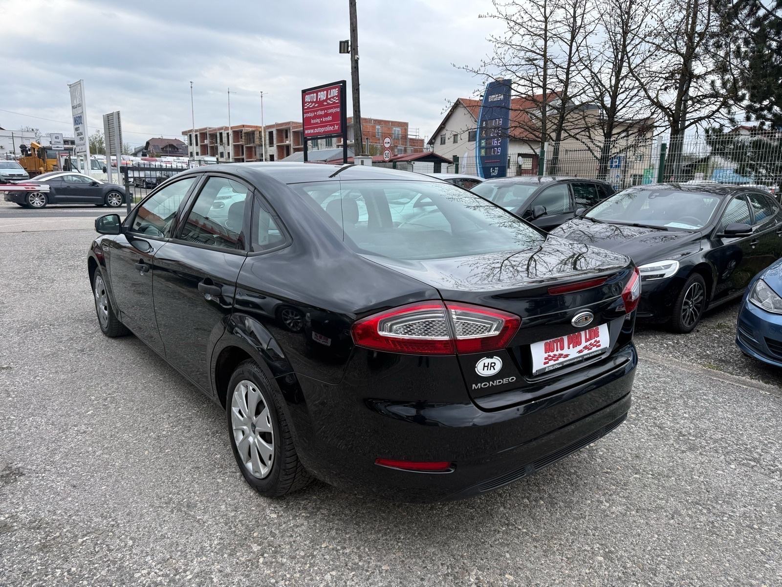 Ford Mondeo 1.6 TDCi - 2012.godina, Nije uvoz, 3.999 €, fotografija 2