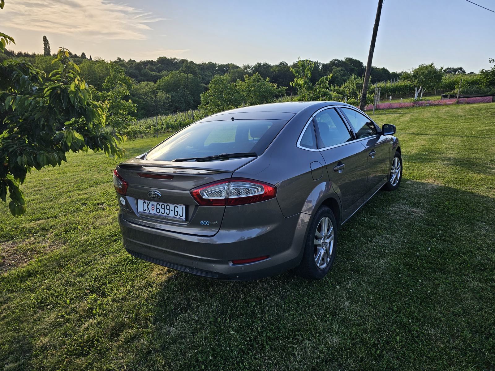 Ford Mondeo 1,6 - Titanium, fotografija 4