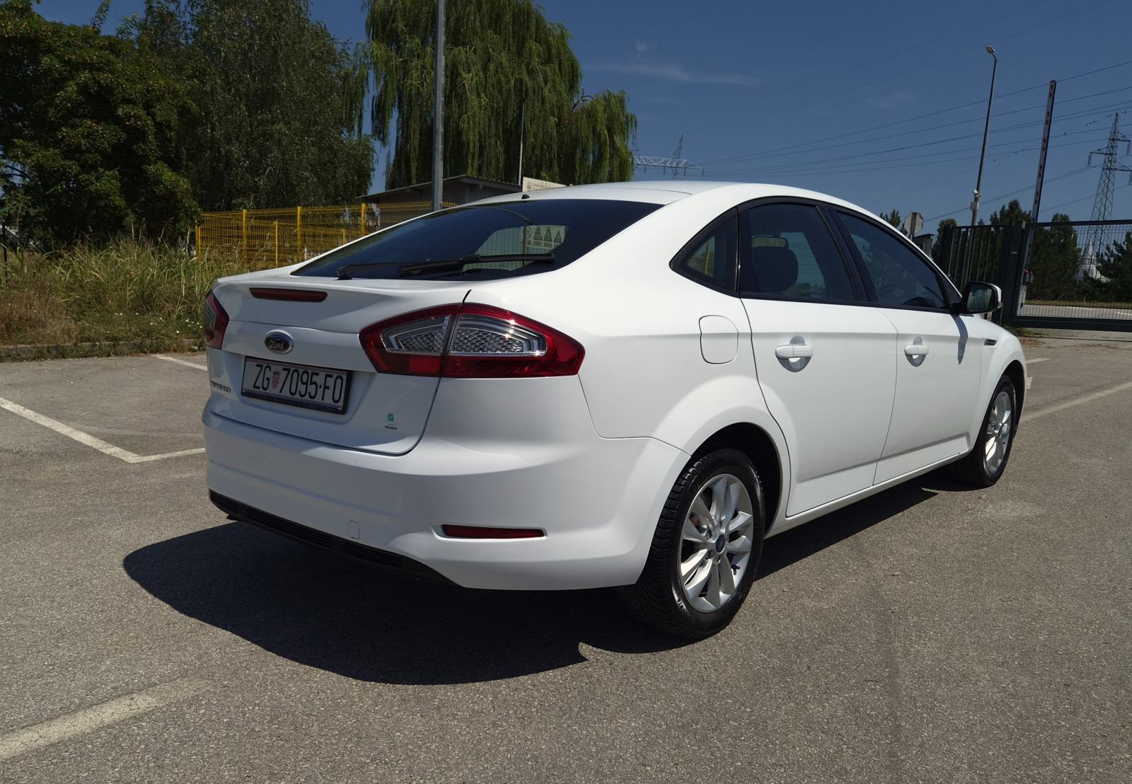 Ford Mondeo 1,6TDCI**DIG.KLIMA****EL.PODESIVA SJEDALA***TEMPOMAT****, fotografija 7