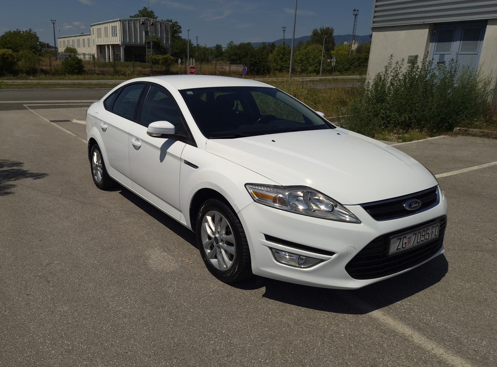 Ford Mondeo 1,6TDCI**DIG.KLIMA****EL.PODESIVA SJEDALA***TEMPOMAT****, fotografija 11