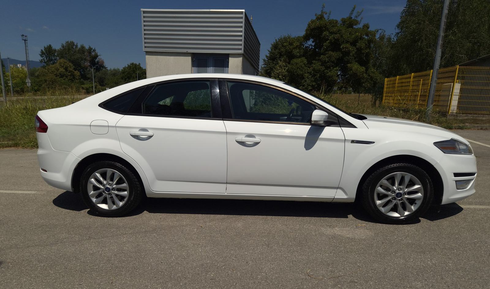 Ford Mondeo 1,6TDCI**DIG.KLIMA****EL.PODESIVA SJEDALA***TEMPOMAT****, fotografija 9