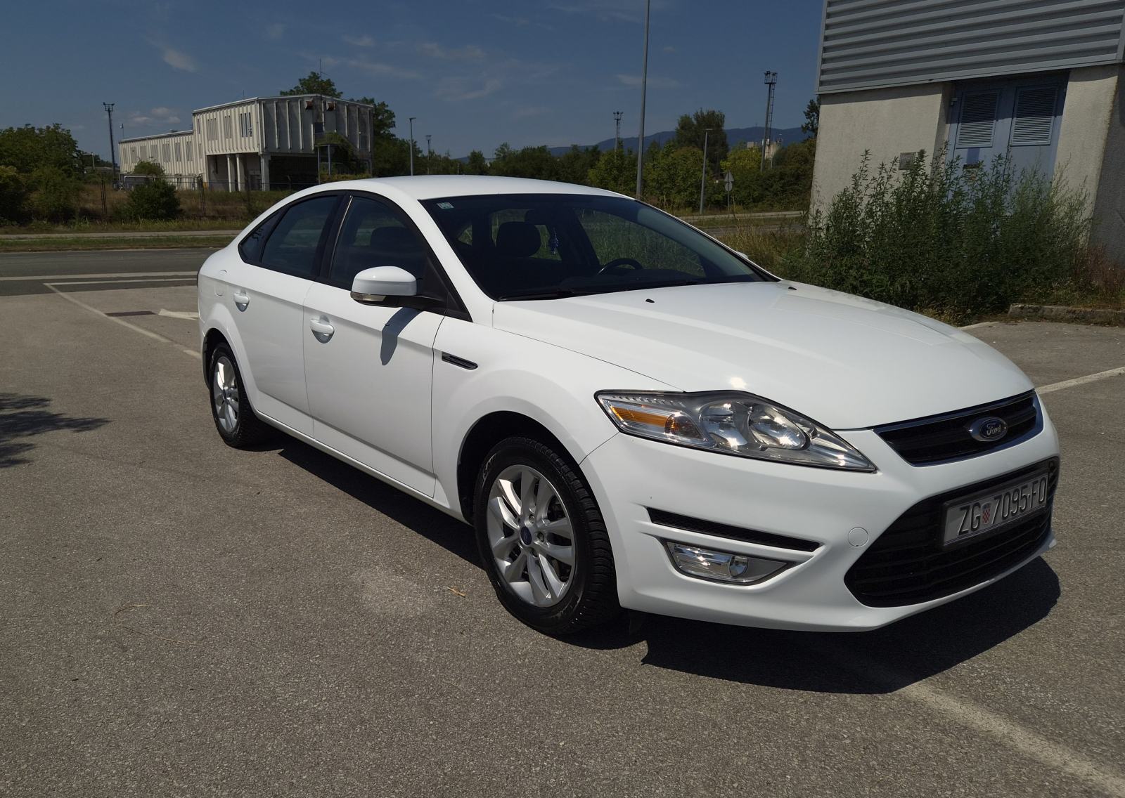 Ford Mondeo 1,6TDCI**DIG.KLIMA****EL.PODESIVA SJEDALA***TEMPOMAT****, fotografija 12