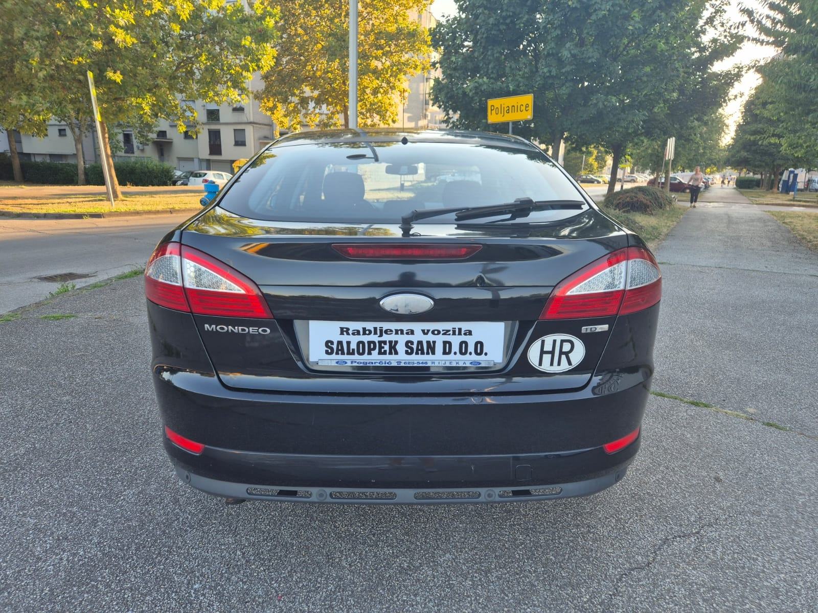 Ford Mondeo 2,0, fotografija 2