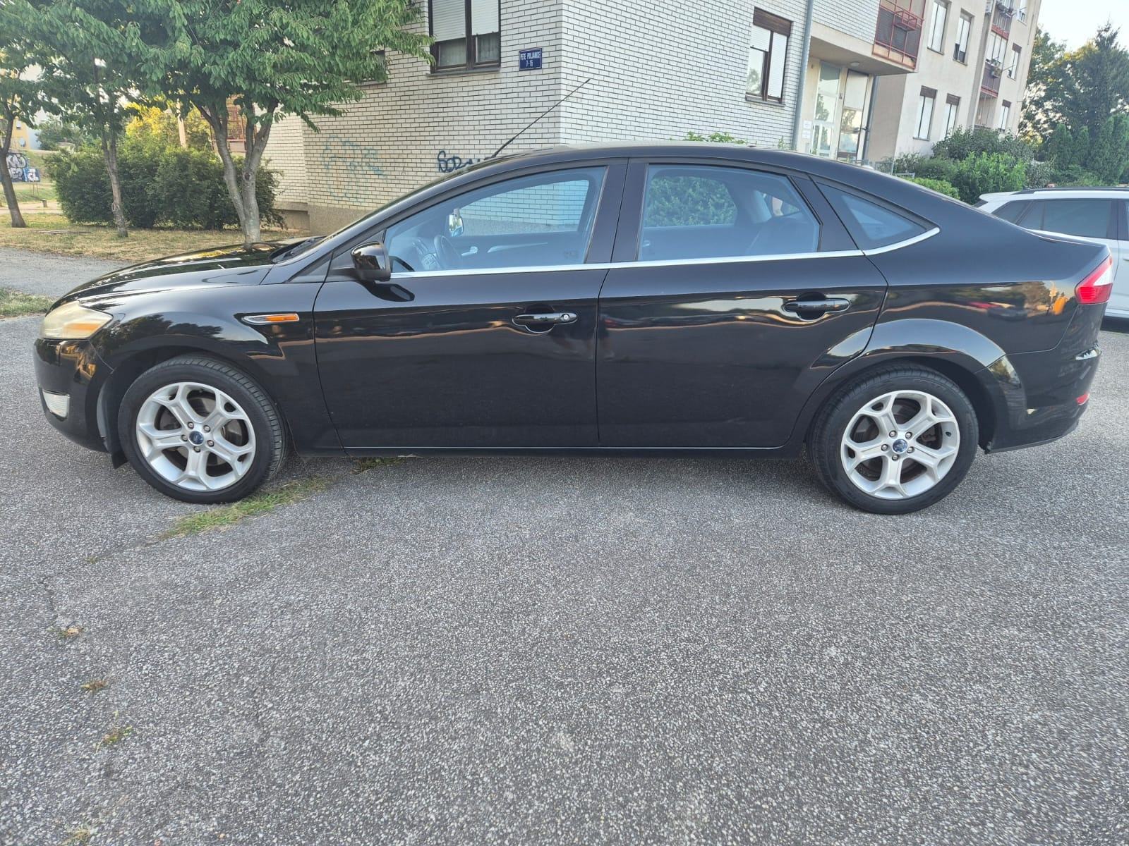 Ford Mondeo 2,0, fotografija 4