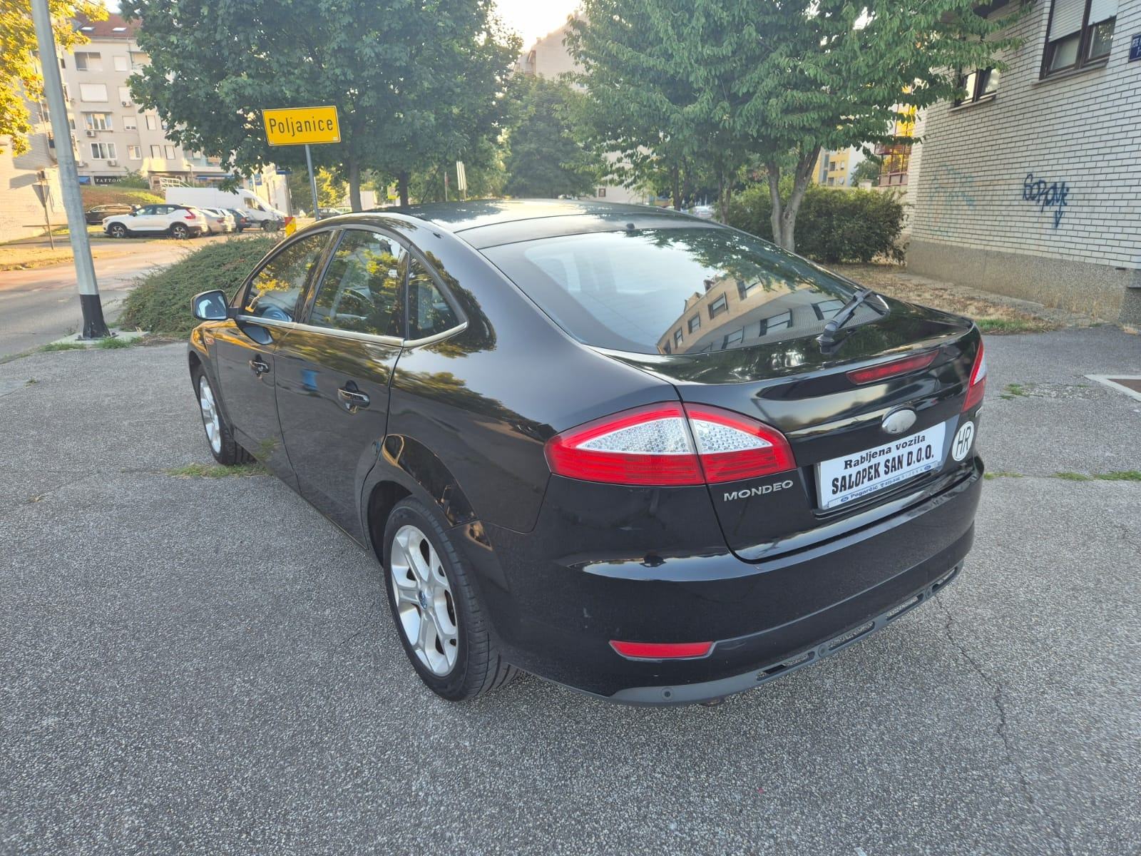 Ford Mondeo 2,0, fotografija 3