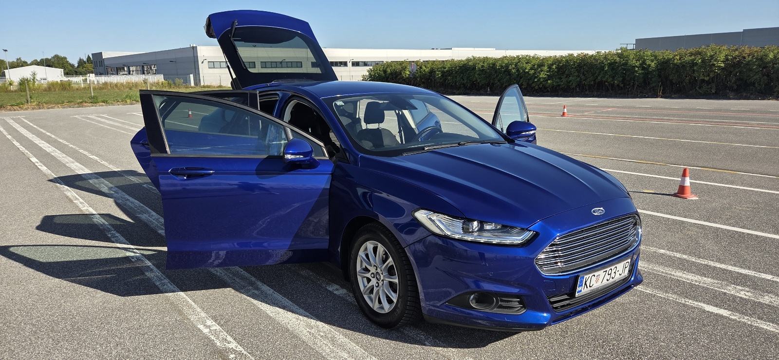 Ford Mondeo 2,0 TDCi, 2018 g., 110 kw, fotografija 18