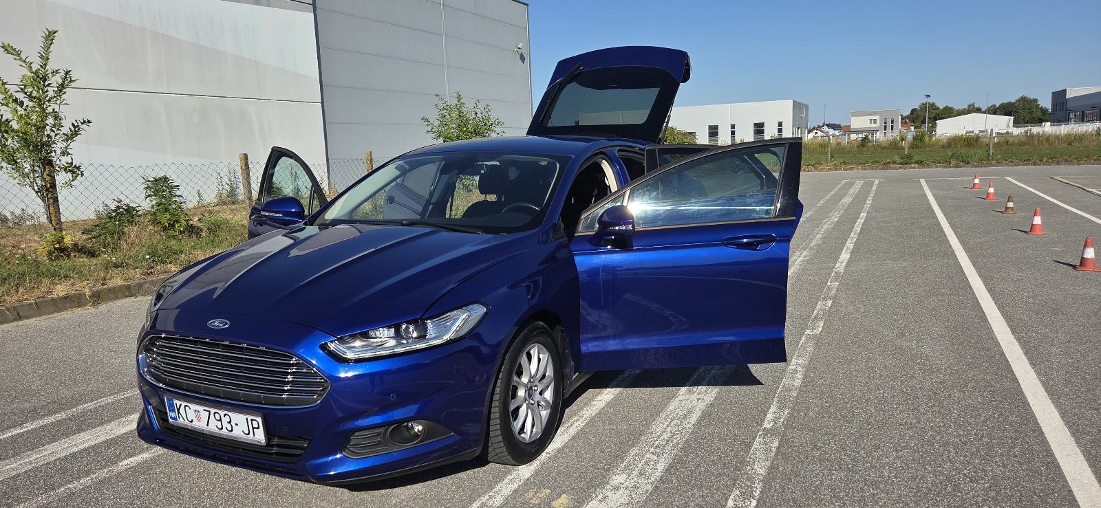 Ford Mondeo 2,0 TDCi, 2018 g., 110 kw, fotografija 19