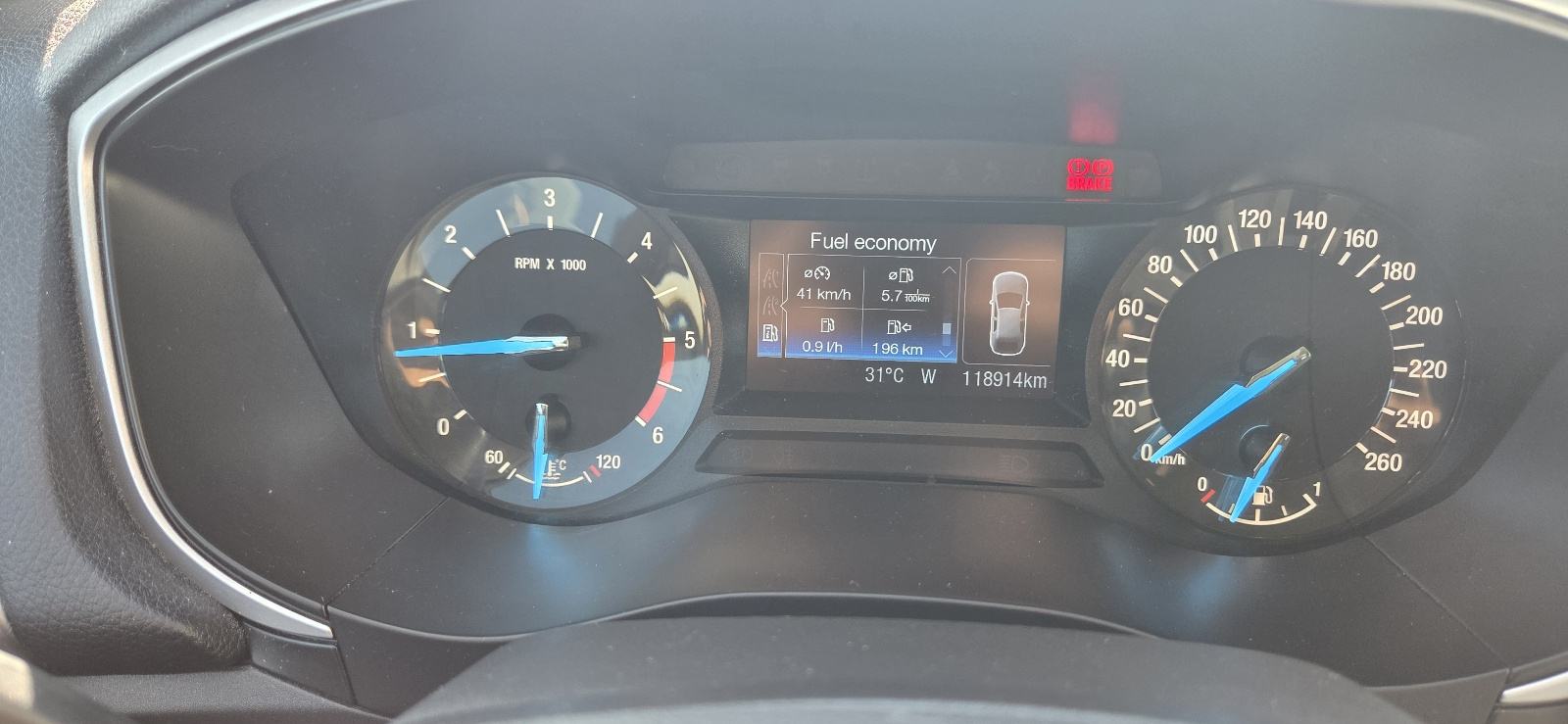 Ford Mondeo 2,0 TDCi, 2018 g., 110 kw, fotografija 15