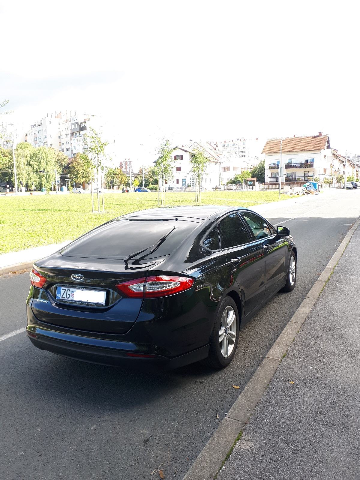 Ford Mondeo 2,0 TDCi . Registriran do 5/2027, nikad u sudaru,stvarn km, pogled izvana - slika 5