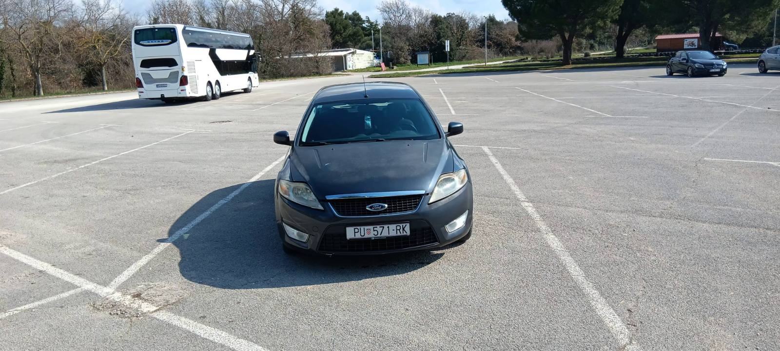 Ford Mondeo Karavan 2,0, fotografija 8
