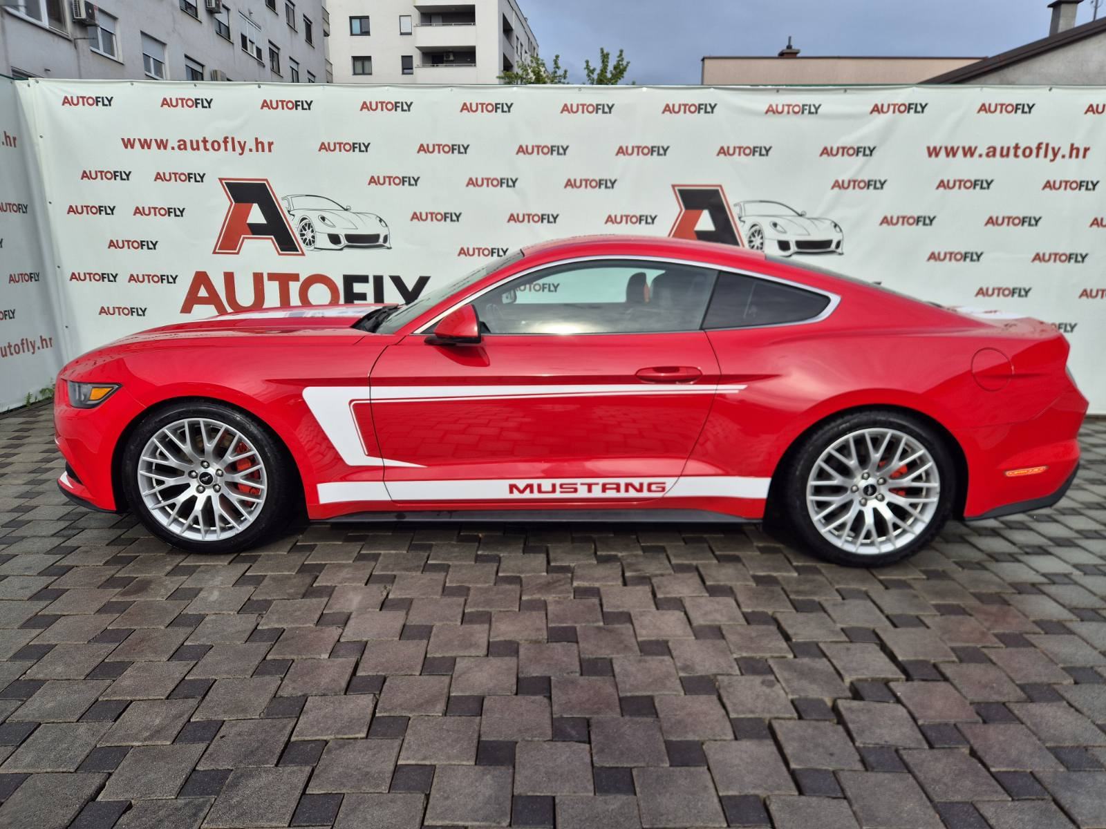 Ford Mustang 2.3 EcoBoost Coupe, ručni mjenjač, Kamera, Koža, 19", fotografija 4
