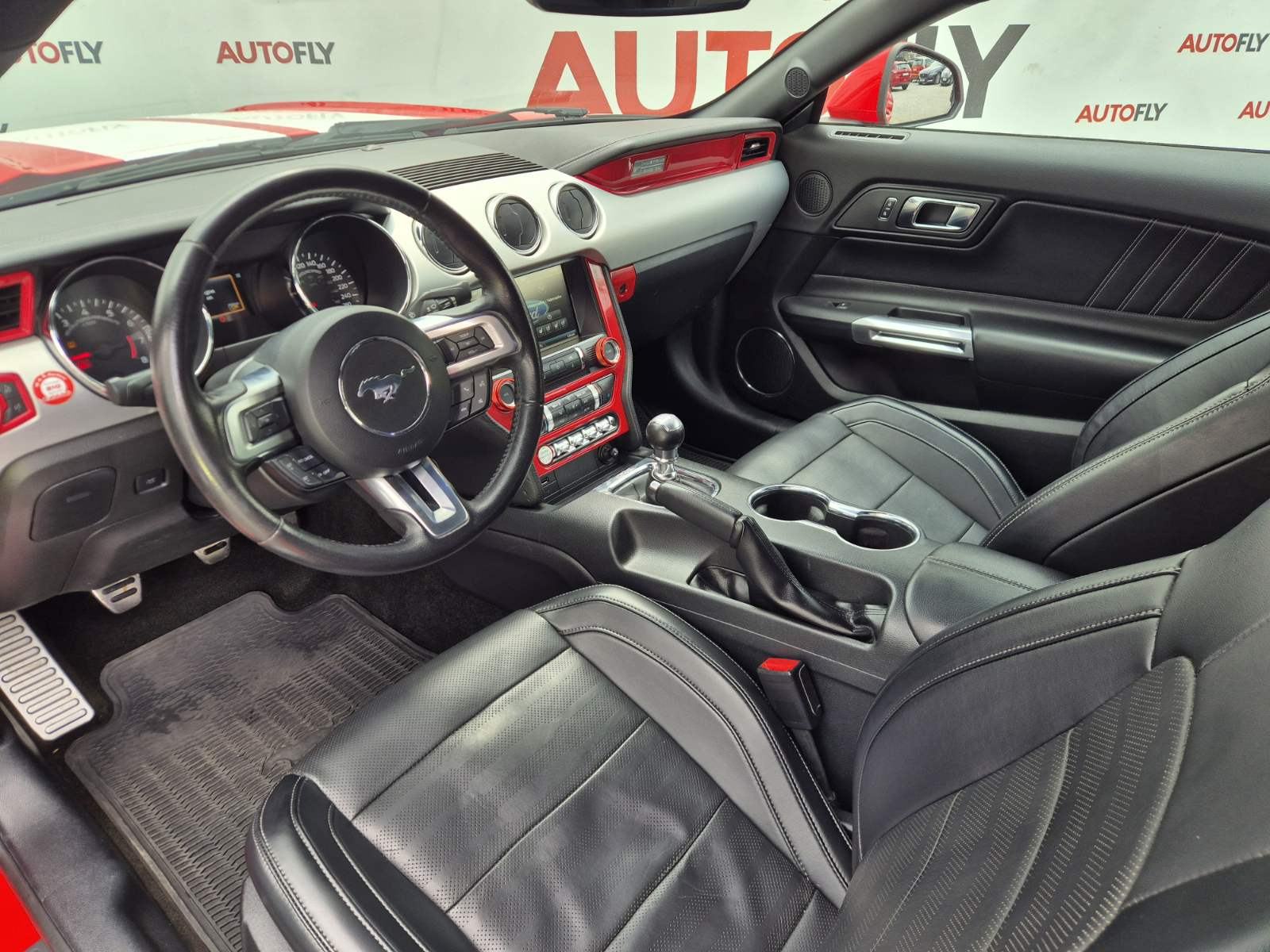Ford Mustang 2.3 EcoBoost Coupe, ručni mjenjač, Kamera, Koža, 19", fotografija 16