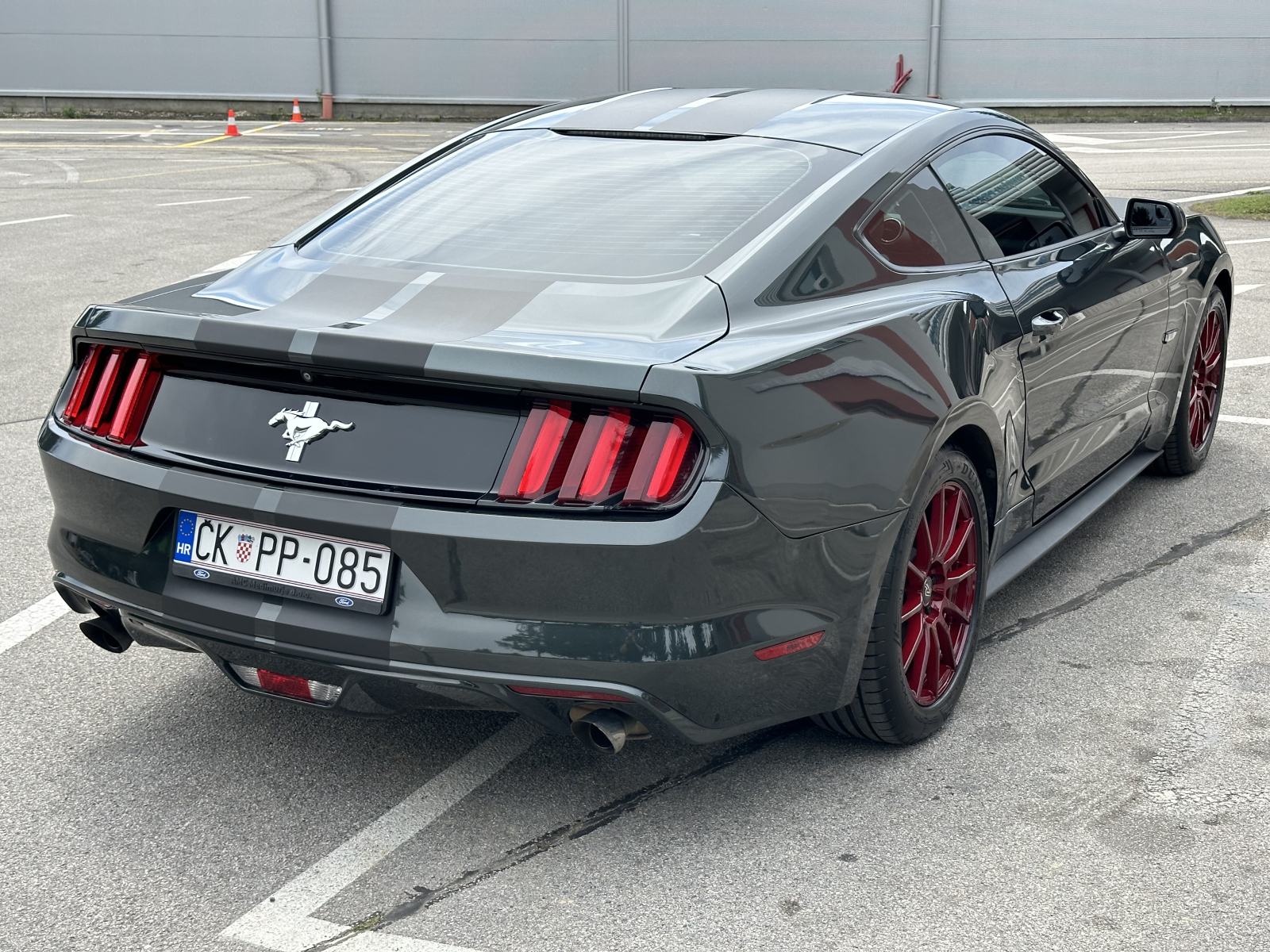 Ford Mustang 3,7 automatik V6,zamjene za motor ducati,bmw, fotografija 6