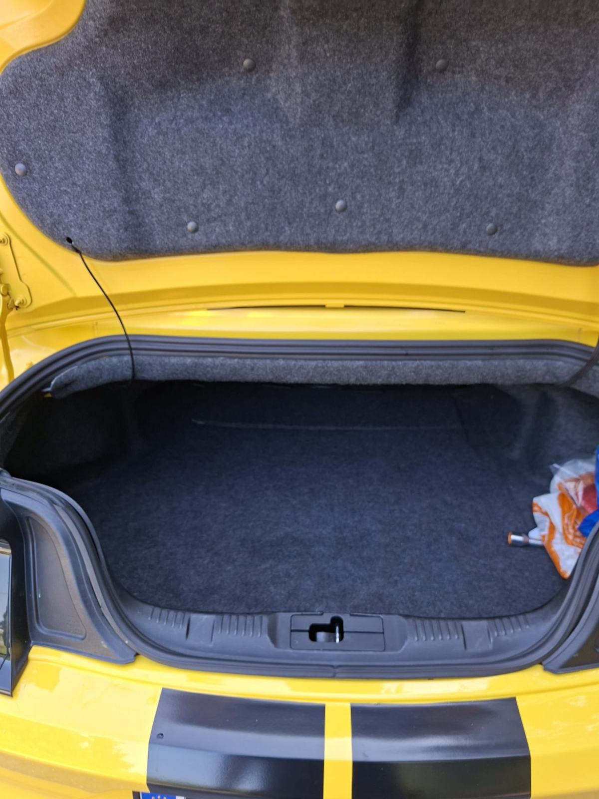 Ford Mustang 3.7 V6 CABRIOLET automatik, fotografija 17