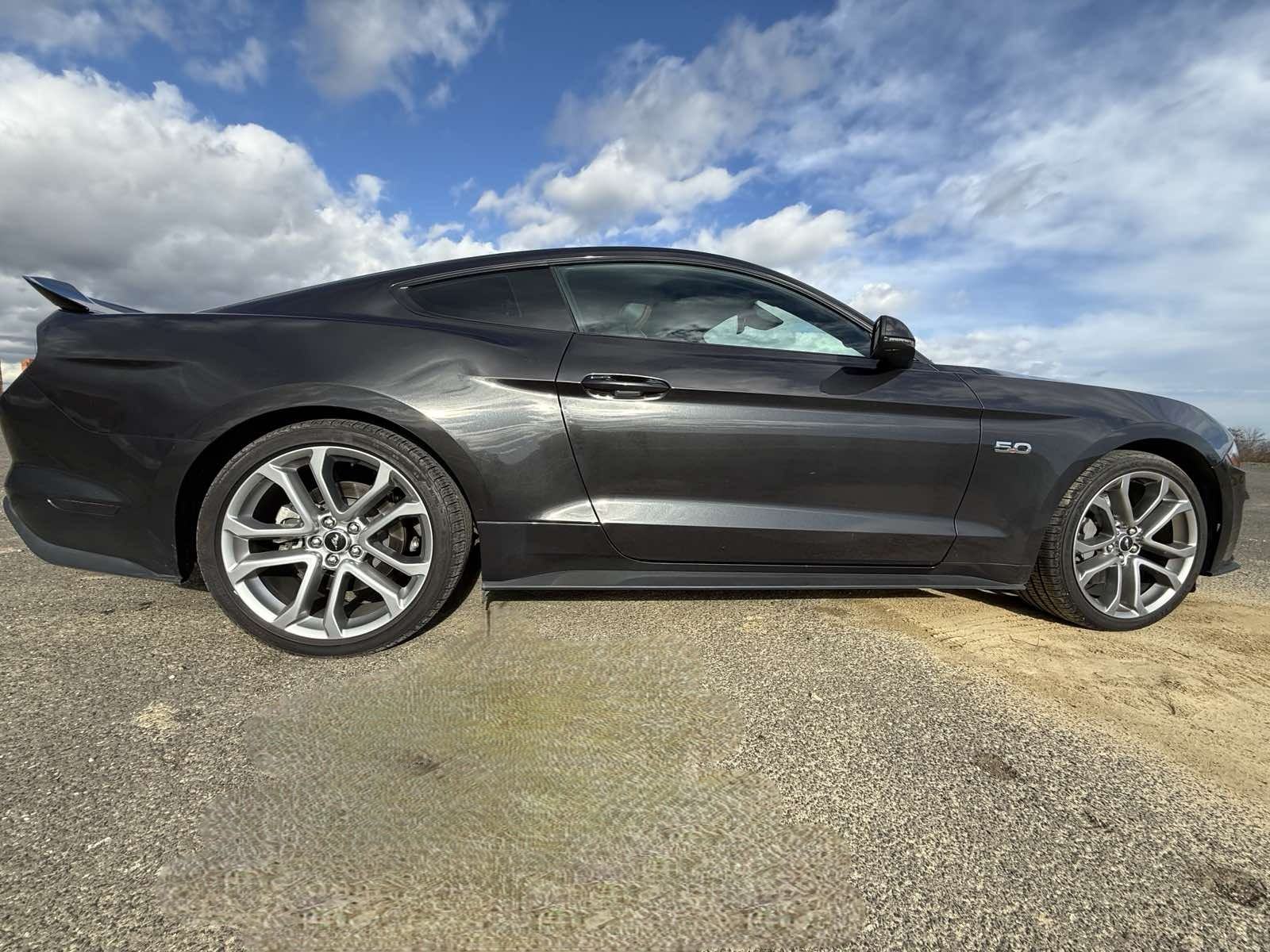 Ford Mustang 5,0 V8 automatik, fotografija 6