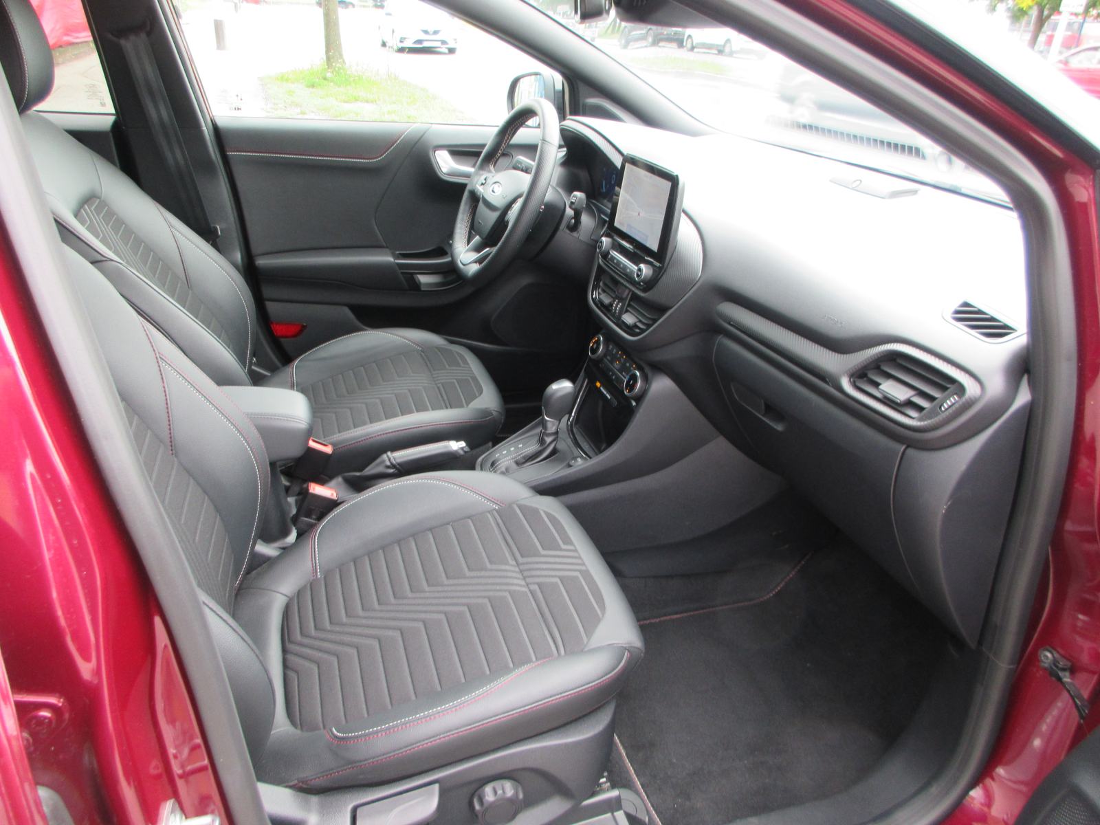 Ford Puma 1,0 EcoBoost Automatik,155Ks,ST-Line,HR Auto,11/23,Tooop,., fotografija 10