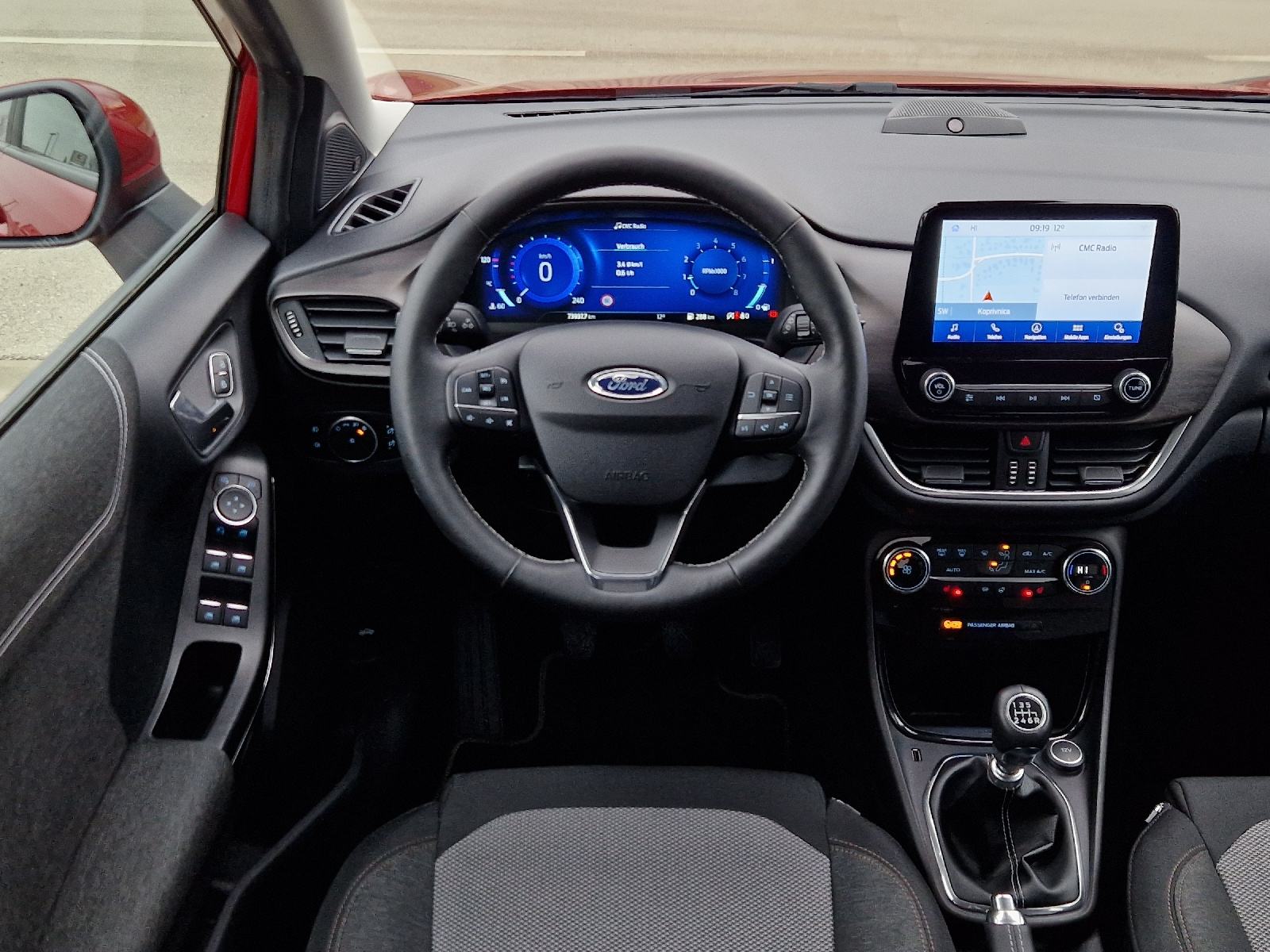 FORD PUMA 1.0 ECOBOOST HYBRID TITANIUM-X - BOGATA OPREMA - ATRAKTIVNA, fotografija 19
