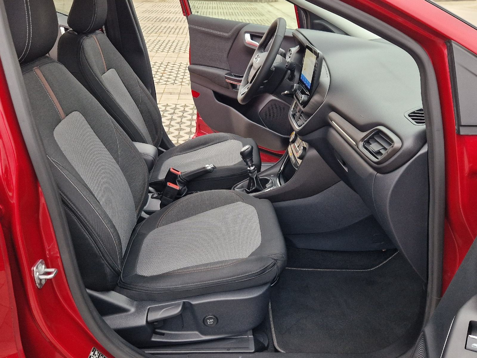 FORD PUMA 1.0 ECOBOOST HYBRID TITANIUM-X - BOGATA OPREMA - ATRAKTIVNA, fotografija 16