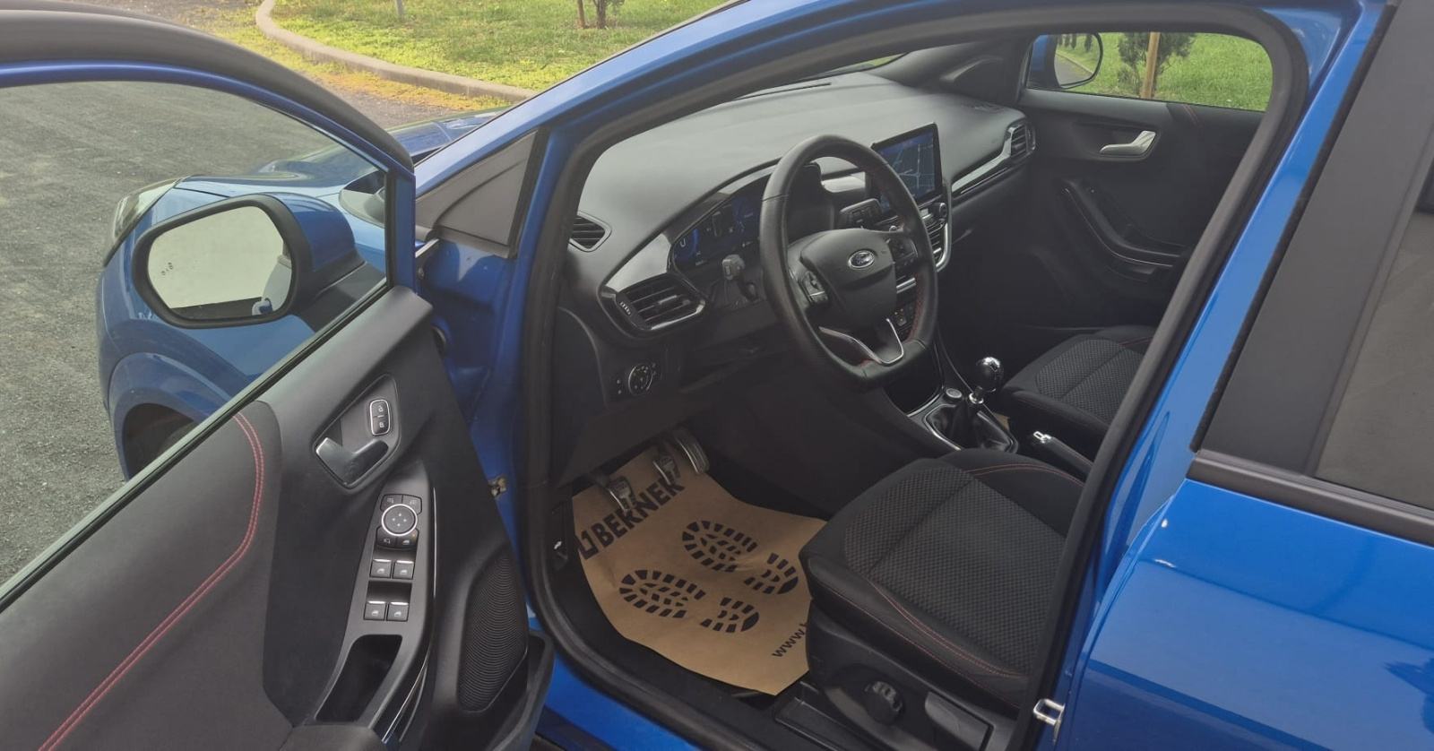 Ford Puma 1,0 EcoBoost.ST LINE-Hybrid, fotografija 13