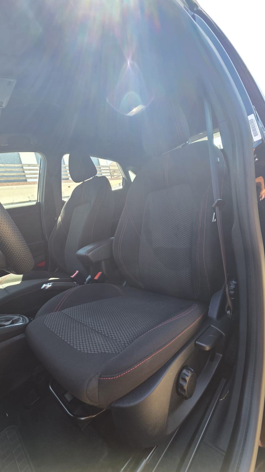 Ford Puma 1,0 MHEV (Hybrid), ST-Line + WINTER paket, virtualni kokpit, fotografija 15