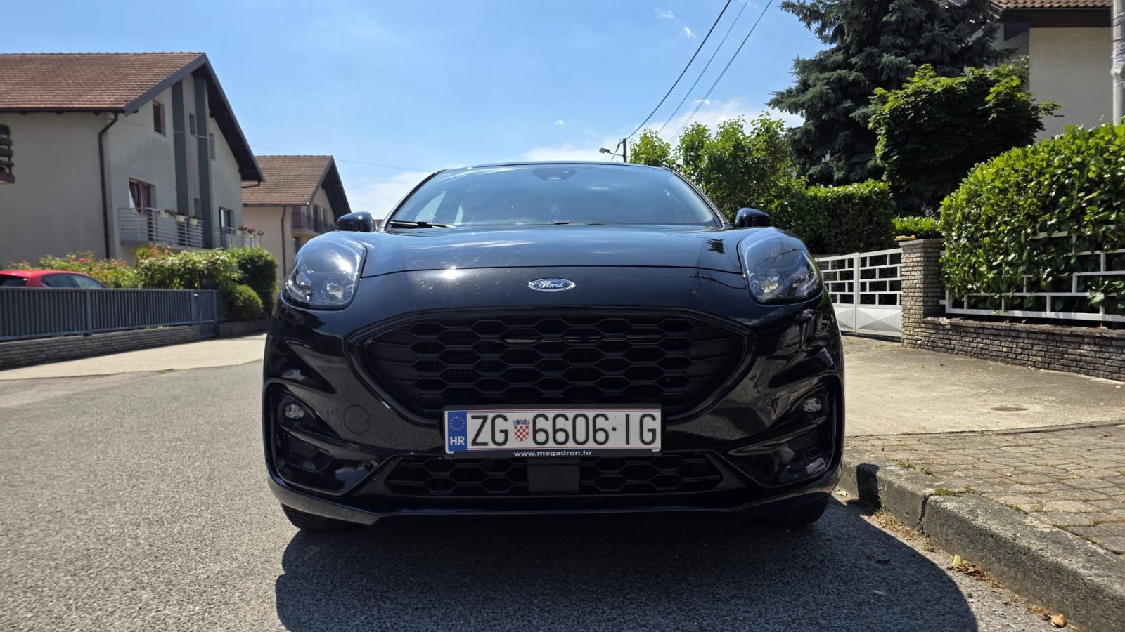 Ford Puma 1,0 MHEV (Hybrid), ST-Line + WINTER paket, virtualni kokpit, fotografija 4