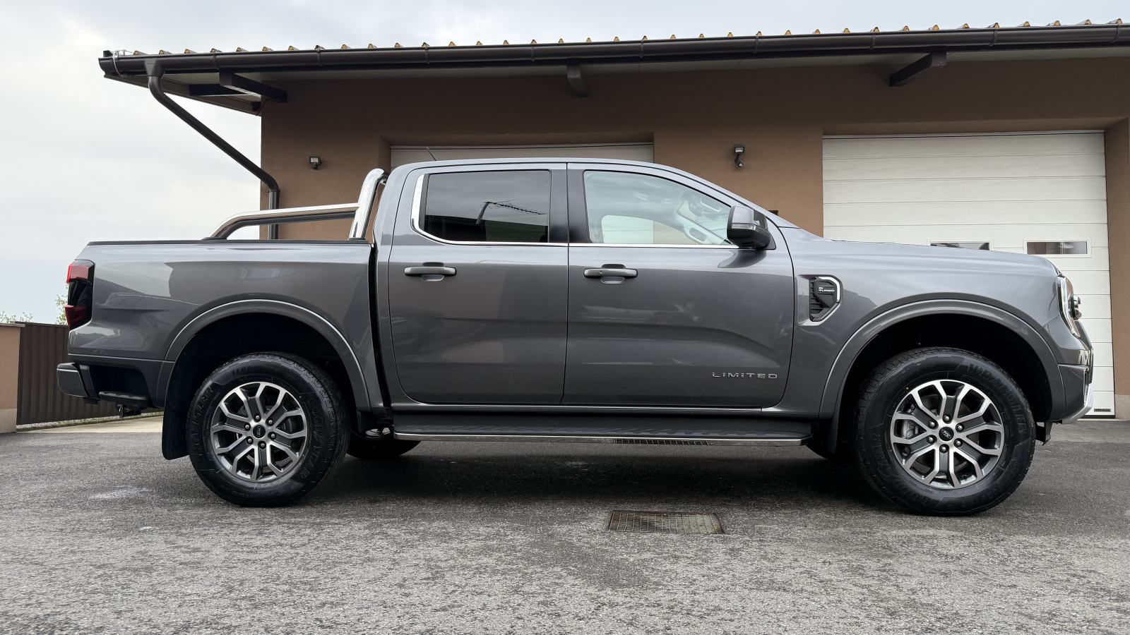 Ford Ranger LIMITED 2.0tdci Biturbo,automatik,NAVI,KAMERA,KOŽA,u PDV-u, fotografija 7