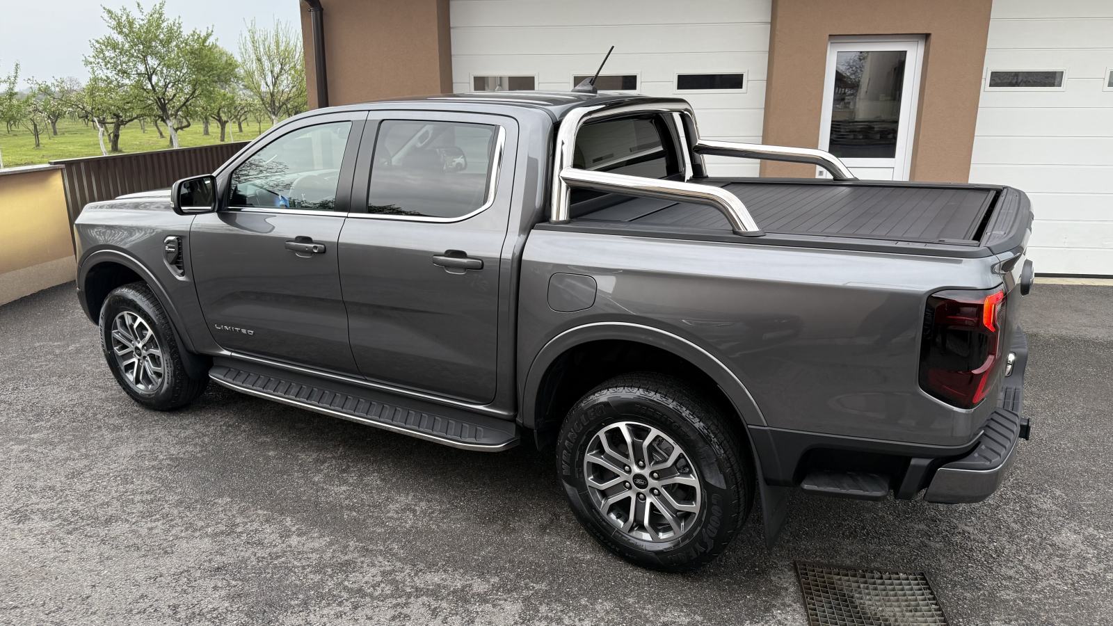 Ford Ranger LIMITED 2.0tdci Biturbo,automatik,NAVI,KAMERA,KOŽA,u PDV-u, fotografija 13