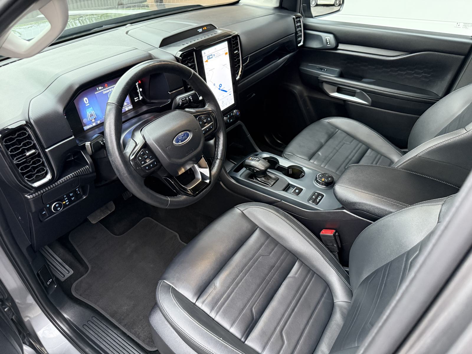 Ford Ranger LIMITED 2.0tdci Biturbo,automatik,NAVI,KAMERA,KOŽA,u PDV-u, fotografija 16