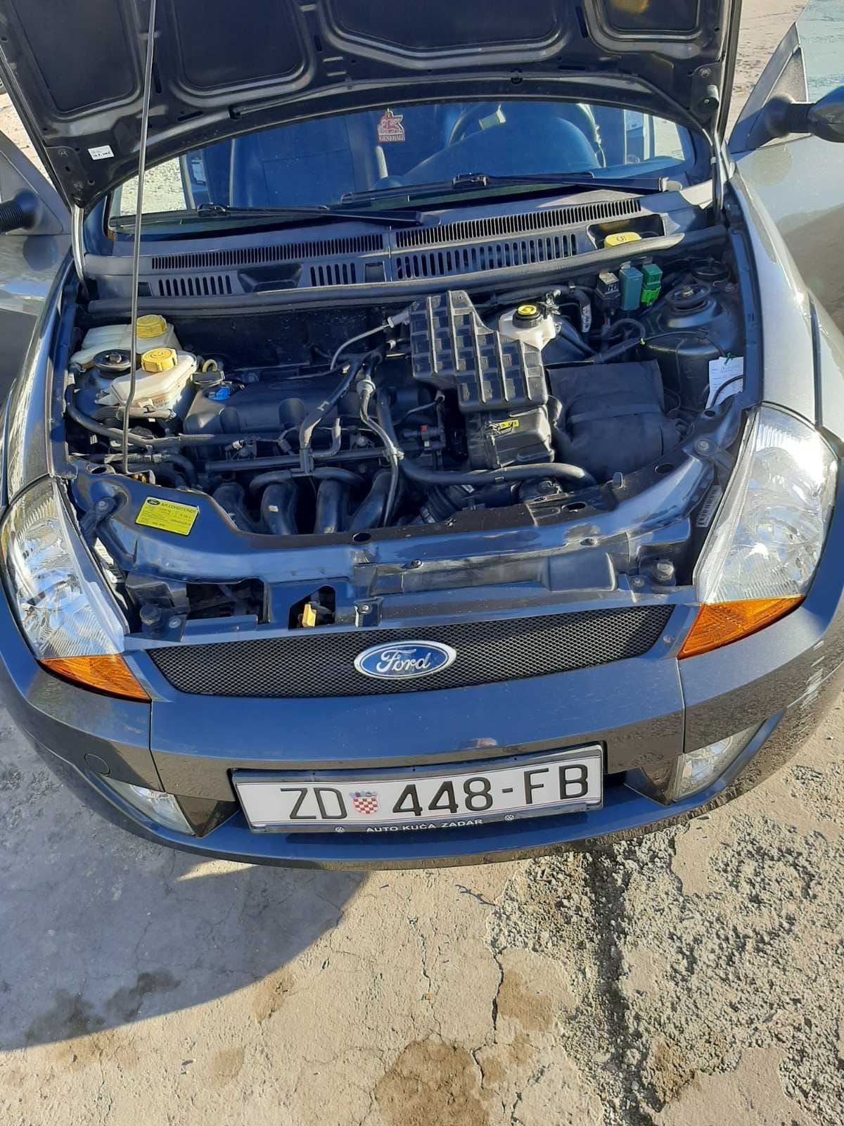 Ford StreetKa 1,6 i, fotografija 11