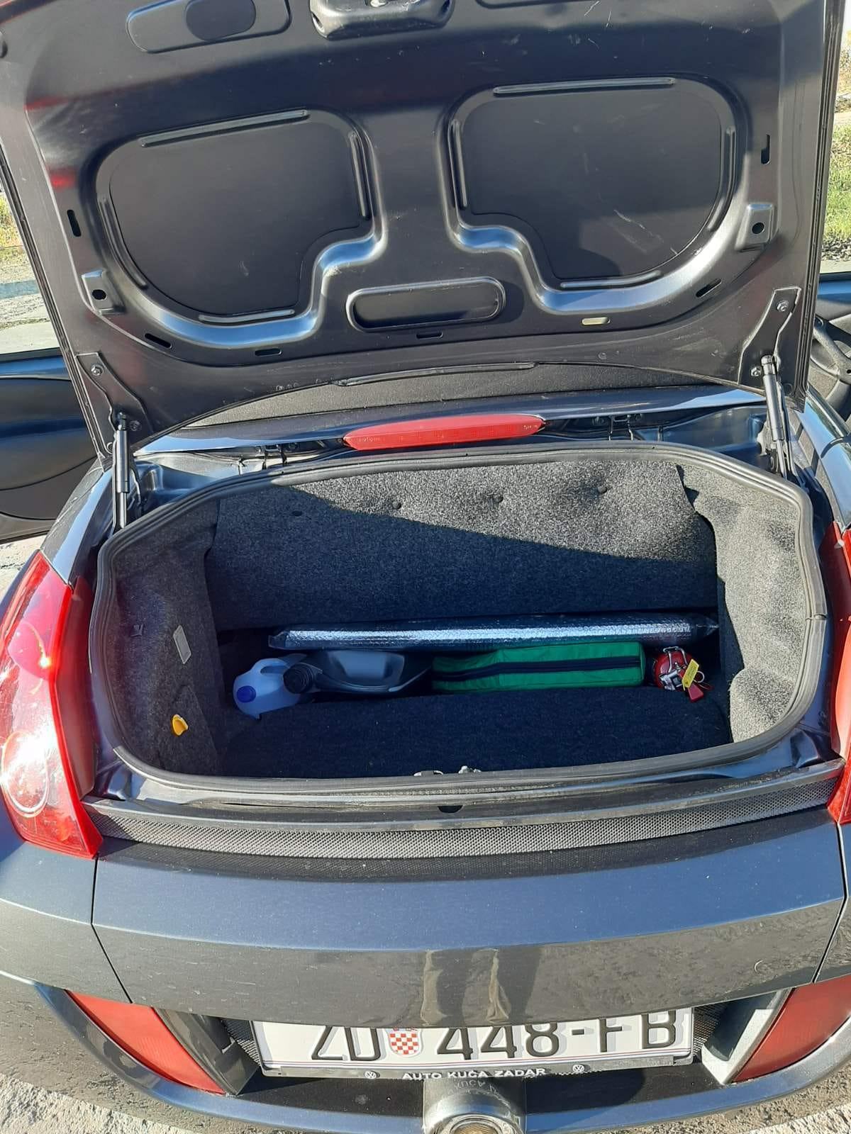 Ford StreetKa 1,6 i, fotografija 12