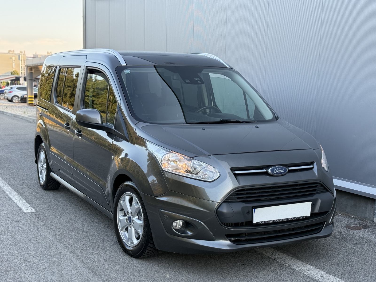 Ford Tourneo Connect 1,5 TDCi 120 KS AUTOMATIK FULL PANORAMA 7 SJEDALA, pogled izvana - slika 2