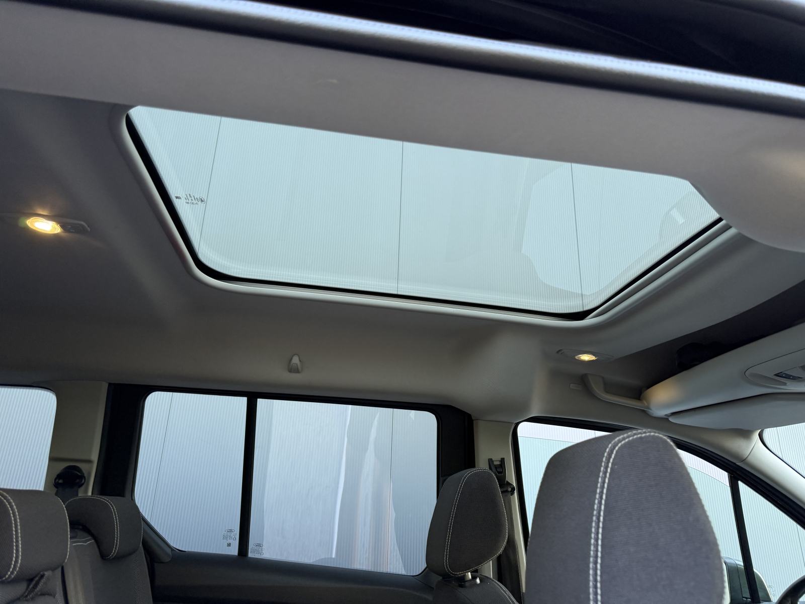 Ford Tourneo Connect 1,5 TDCi 120 KS AUTOMATIK FULL PANORAMA 7 SJEDALA, fotografija 19